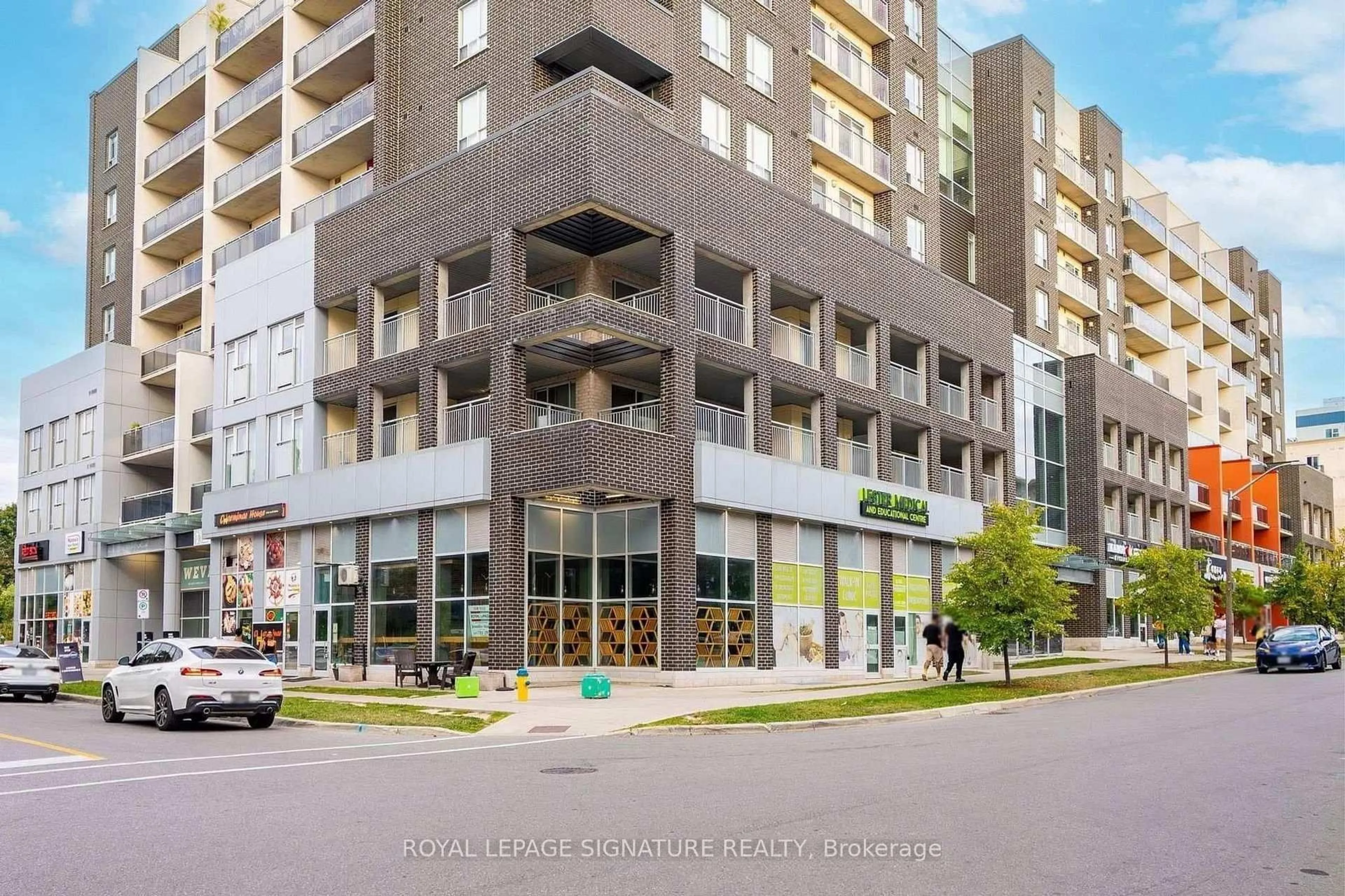 Patio, street for 308 Lester St #431, Waterloo Ontario N2L 0H9