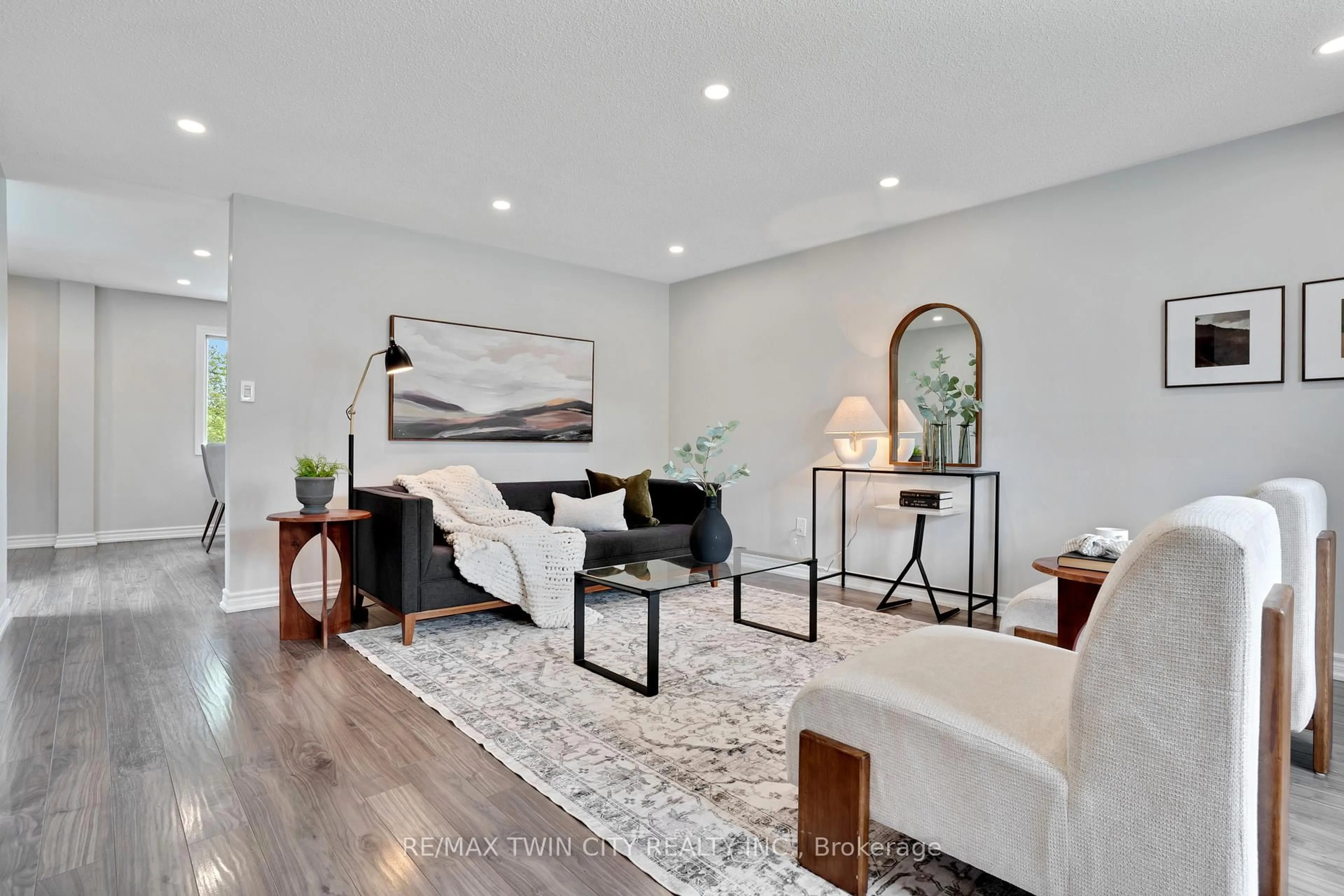 Living room with furniture, unknown for 20 Ardoch Mews, Cambridge Ontario N1R 7T6