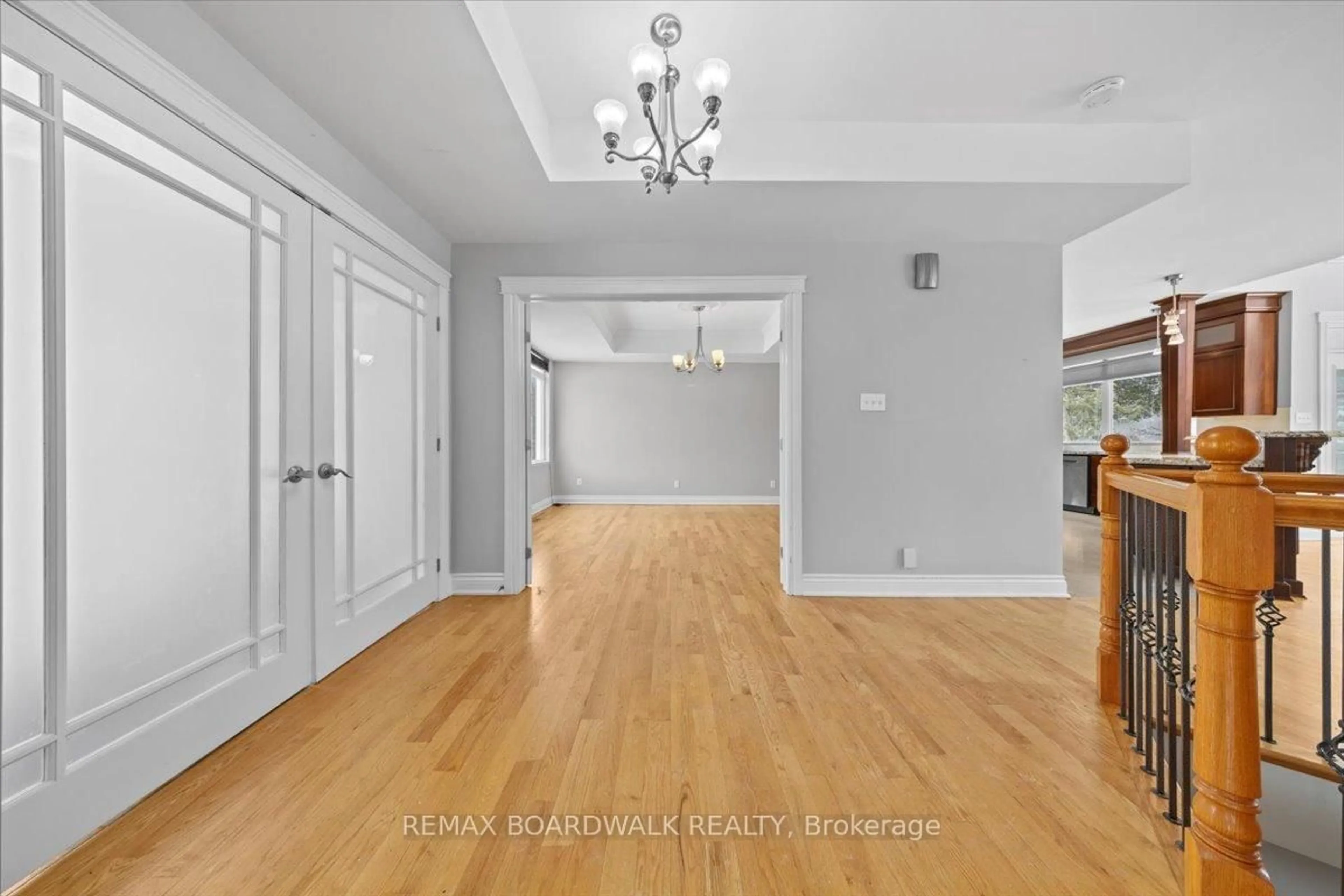 Indoor entryway for 3437 BASKINS BEACH Rd, Ottawa Ontario K0A 1T0