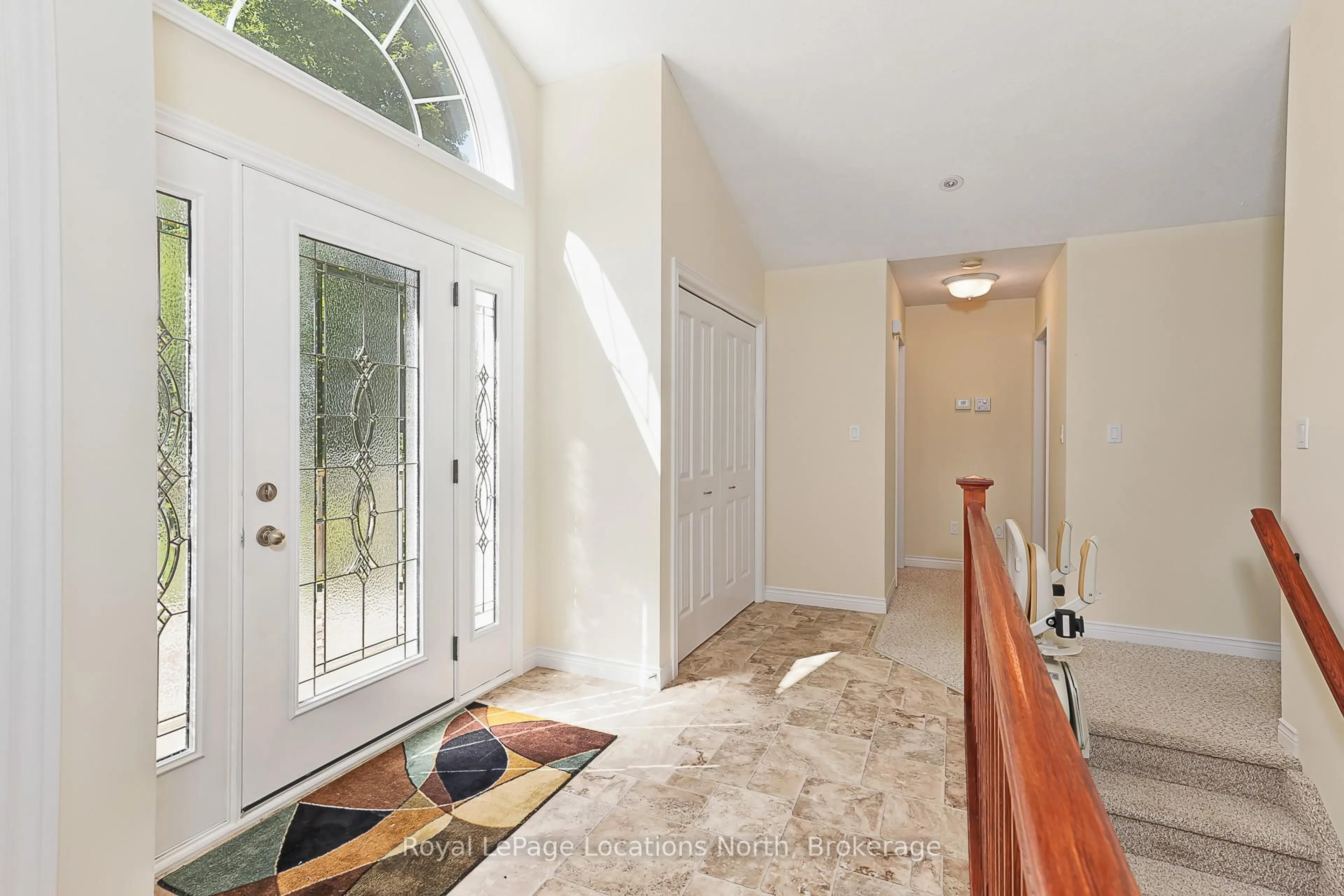Indoor entryway for 115 South Shores Rd, Grey Highlands Ontario N0C 1E0