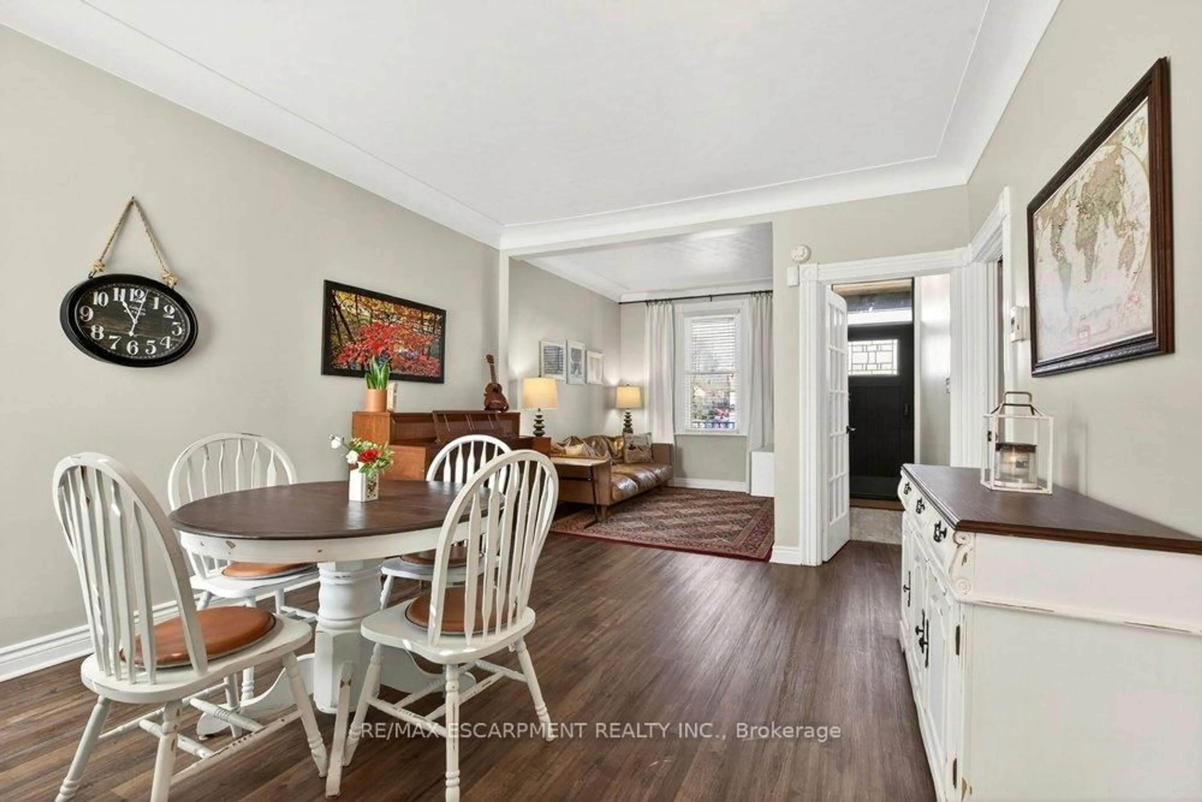 Dining room, unknown for 13 Richmond St, Hamilton Ontario L8P 4J3