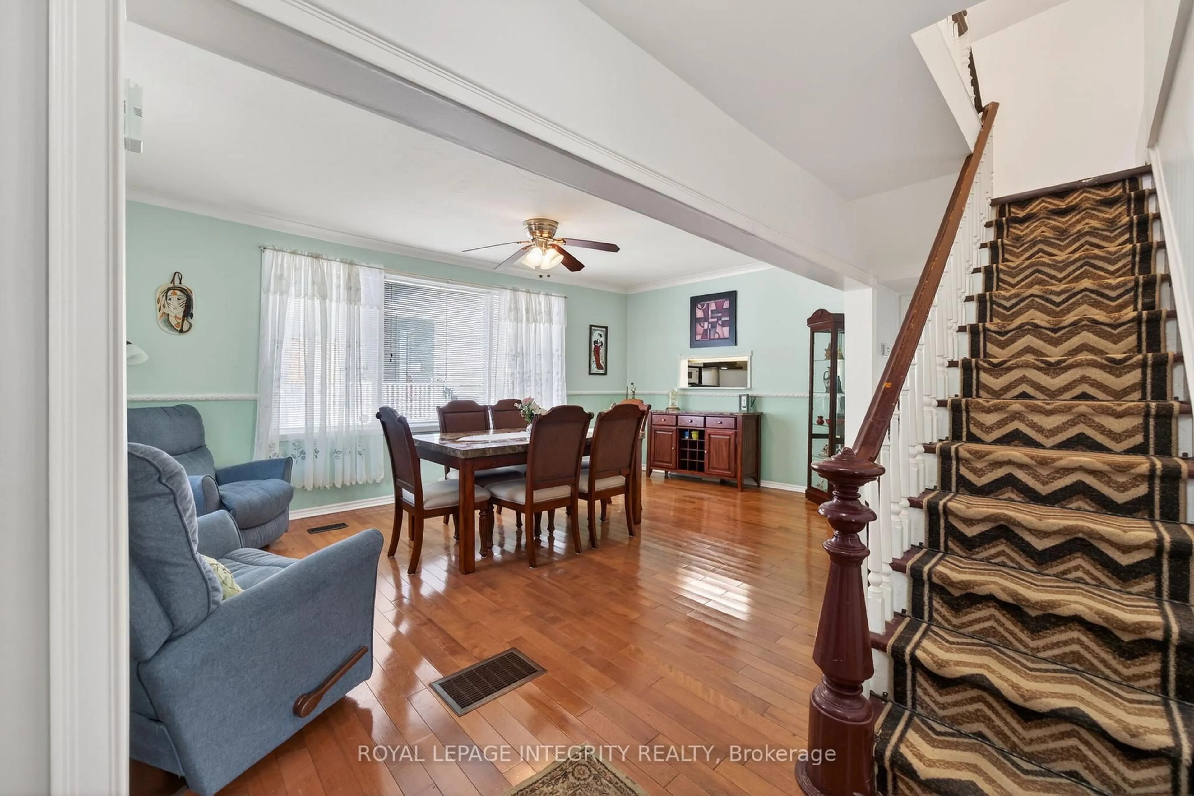 Unknown for 33 Rochester St, Carleton Place Ontario K7C 2P9