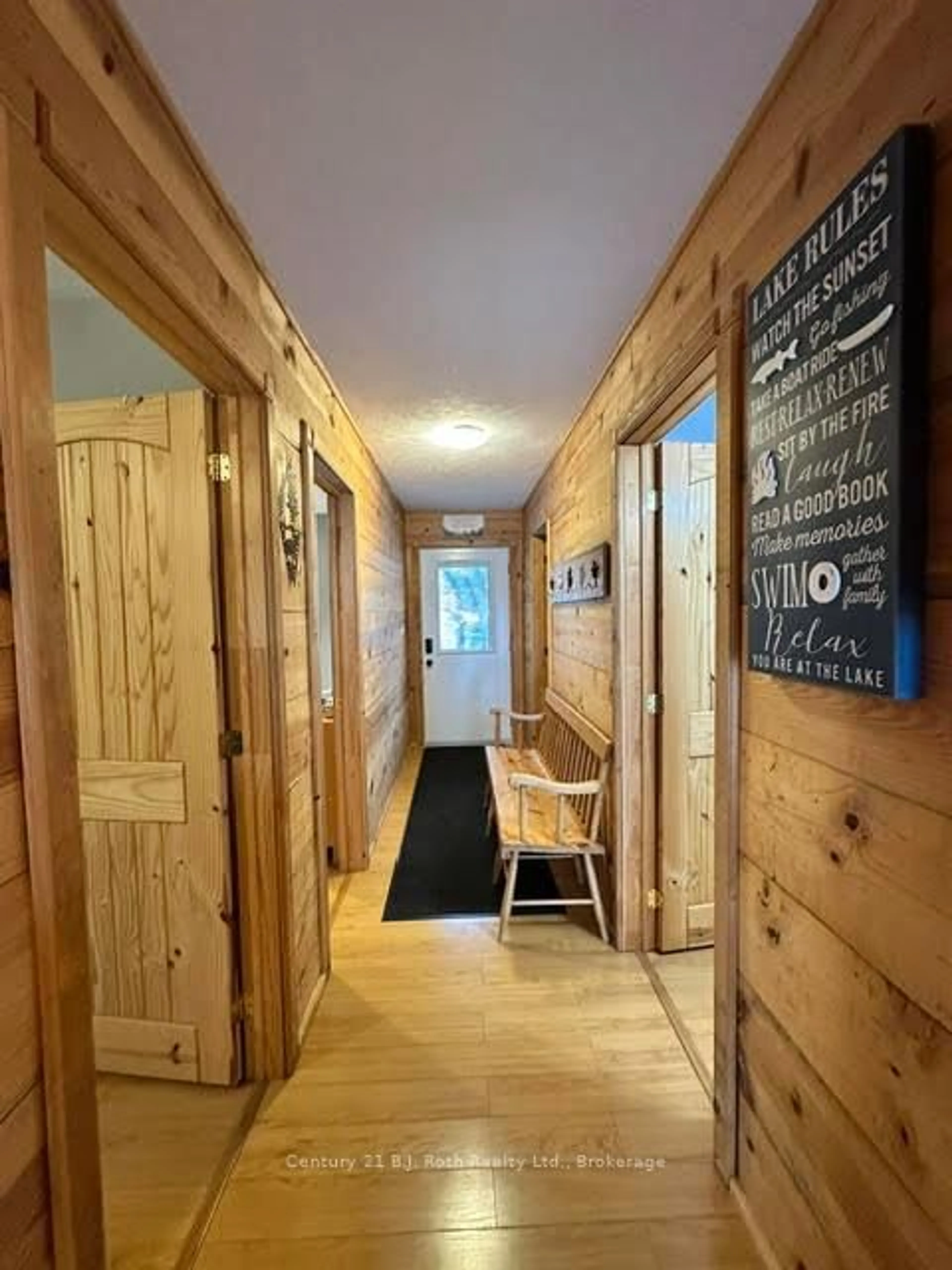Indoor entryway for 1337 Hudson Lake Dr, Highlands East Ontario K0L 2A0