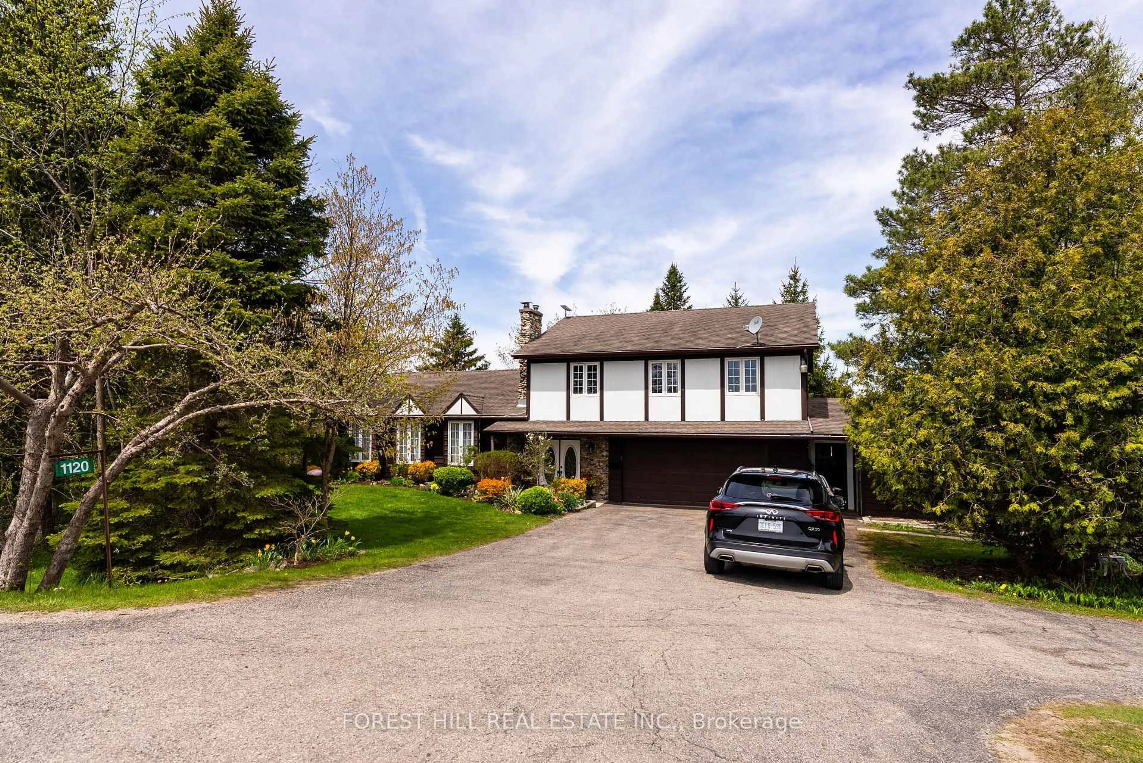 A pic from outside/outdoor area/front of a property/back of a property/a pic from drone, street for 1120 Lisbon Rd, Wilmot Ontario N0B 2T0