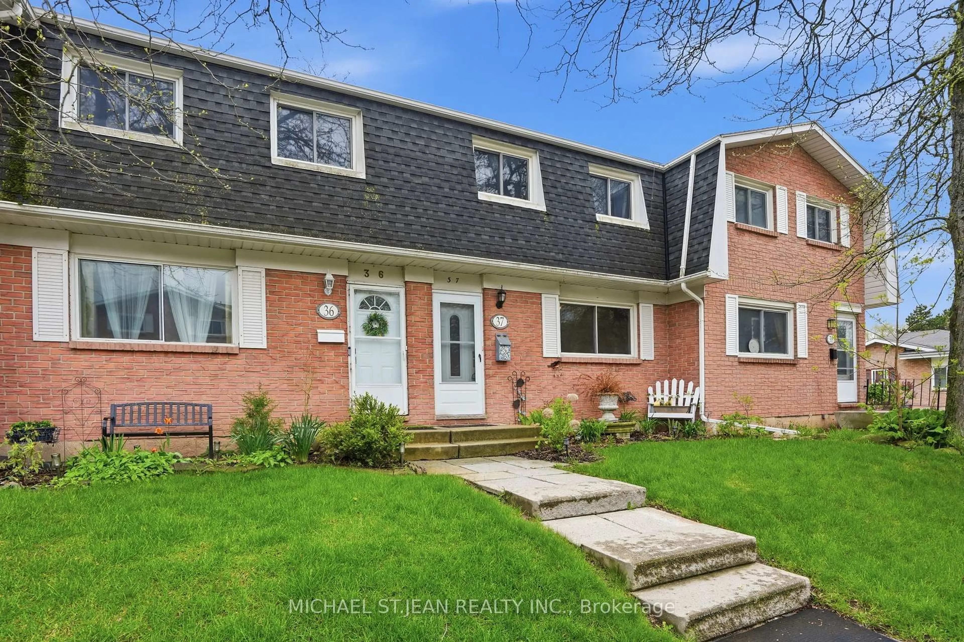 Home with brick exterior material, street for 185 DENISTOUN St #37, Welland Ontario L3C 6J6