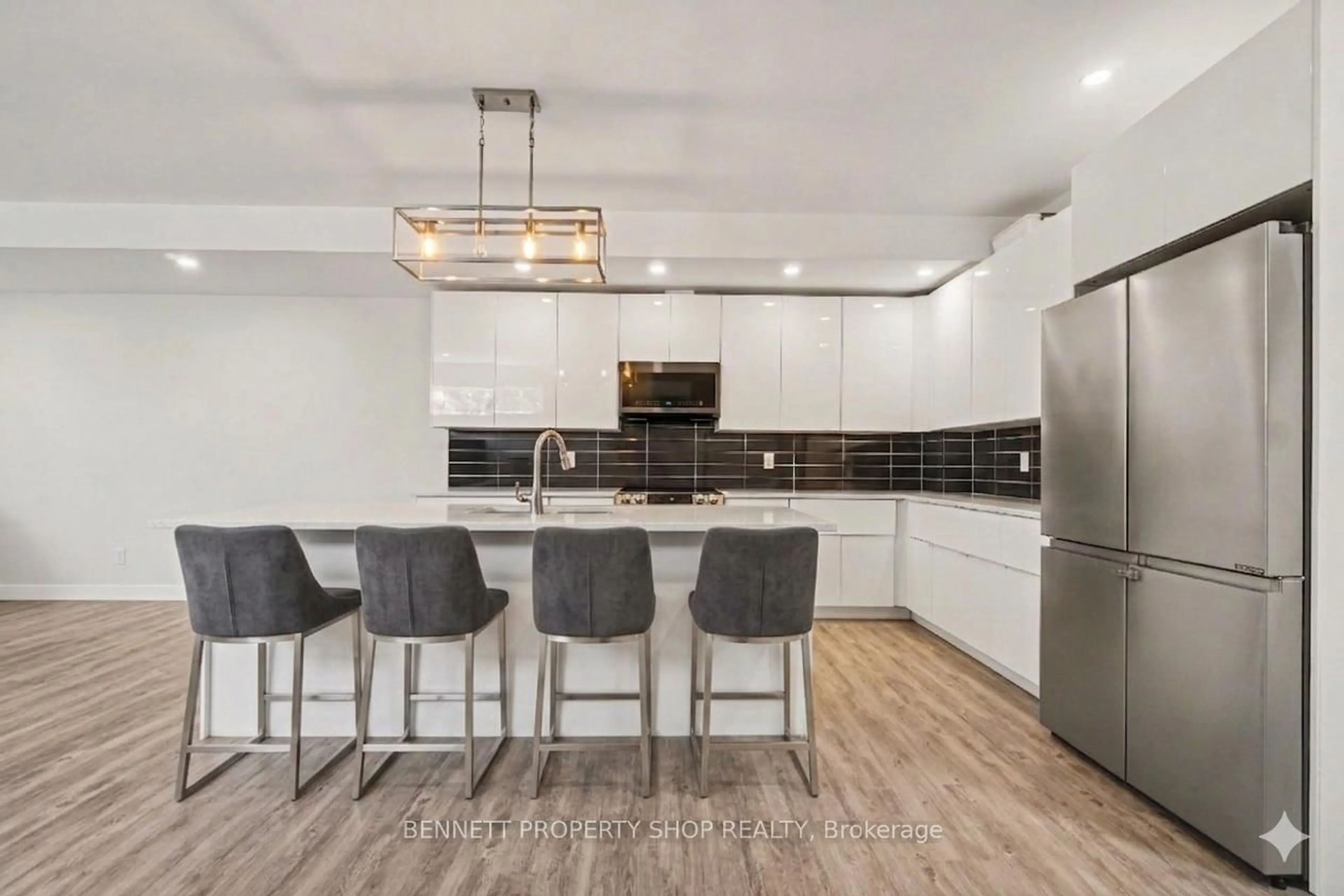 Open concept kitchen, unknown for 1225 Ridgemont Ave, Ottawa Ontario K1V 6E6