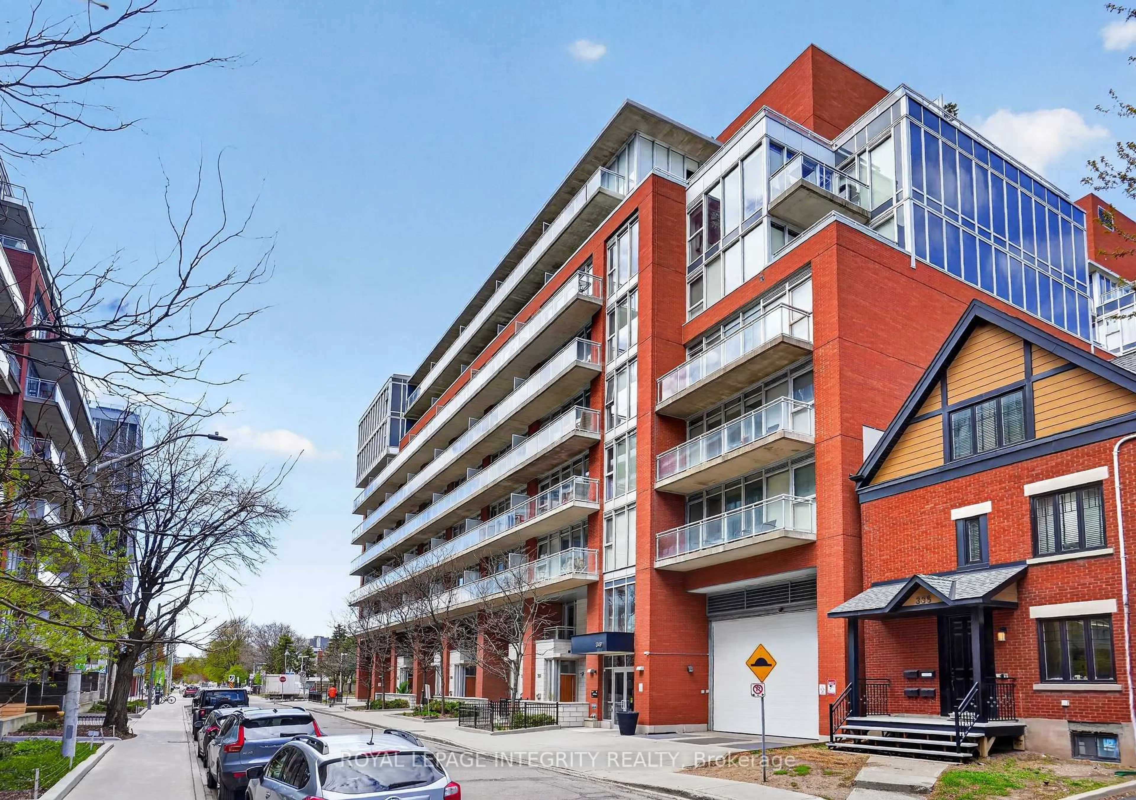 Unknown for 349 Mcleod St #216, Ottawa Ontario K2P 0S1