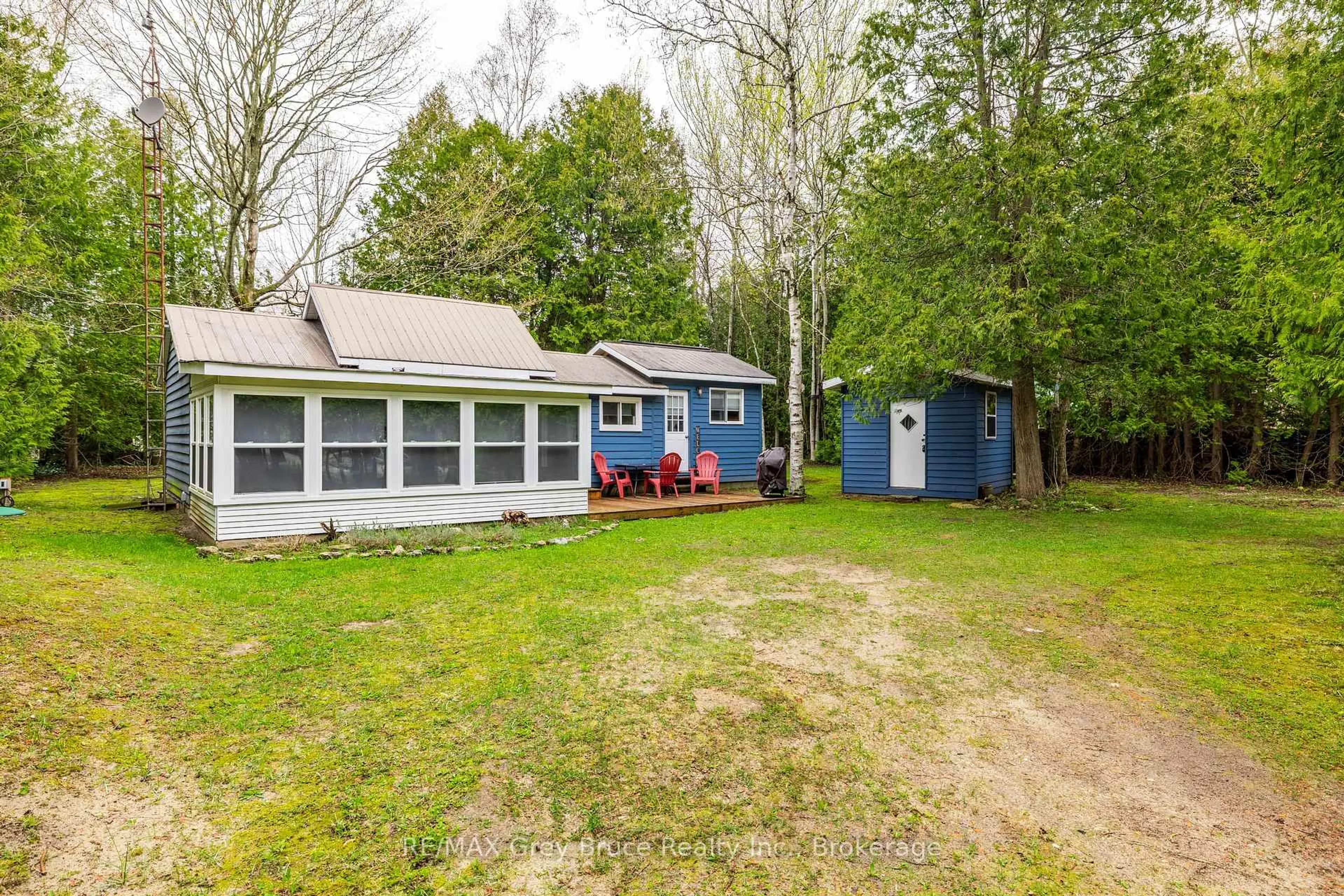 Shed for 39 Cardinal Ave, South Bruce Peninsula Ontario N0H 2T0