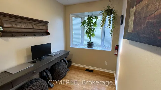 10 Durbin Crt, Kanata 5