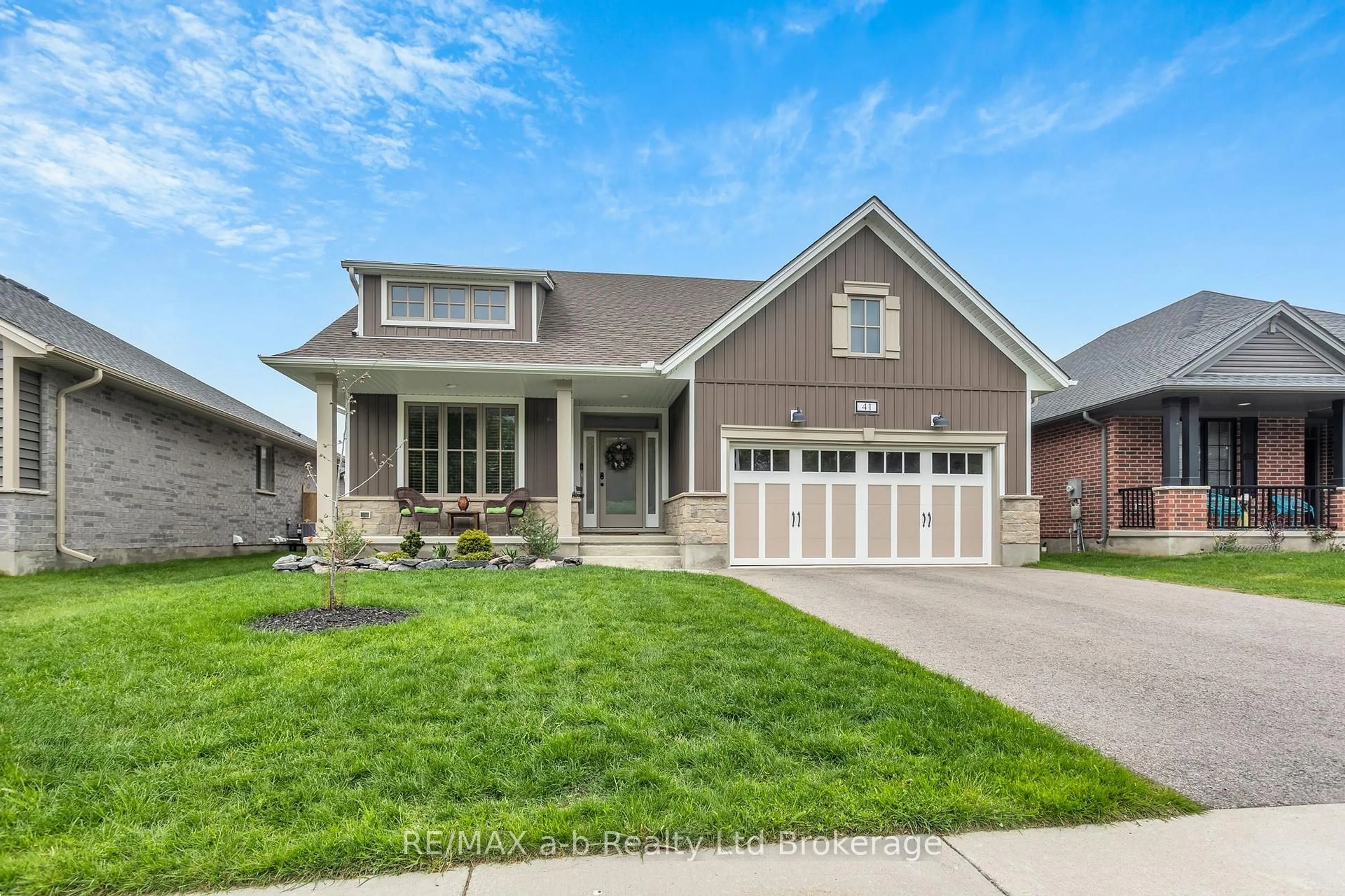 Home with brick exterior material, street for 41 Lowrie Cres, Tillsonburg Ontario N4G 0H5