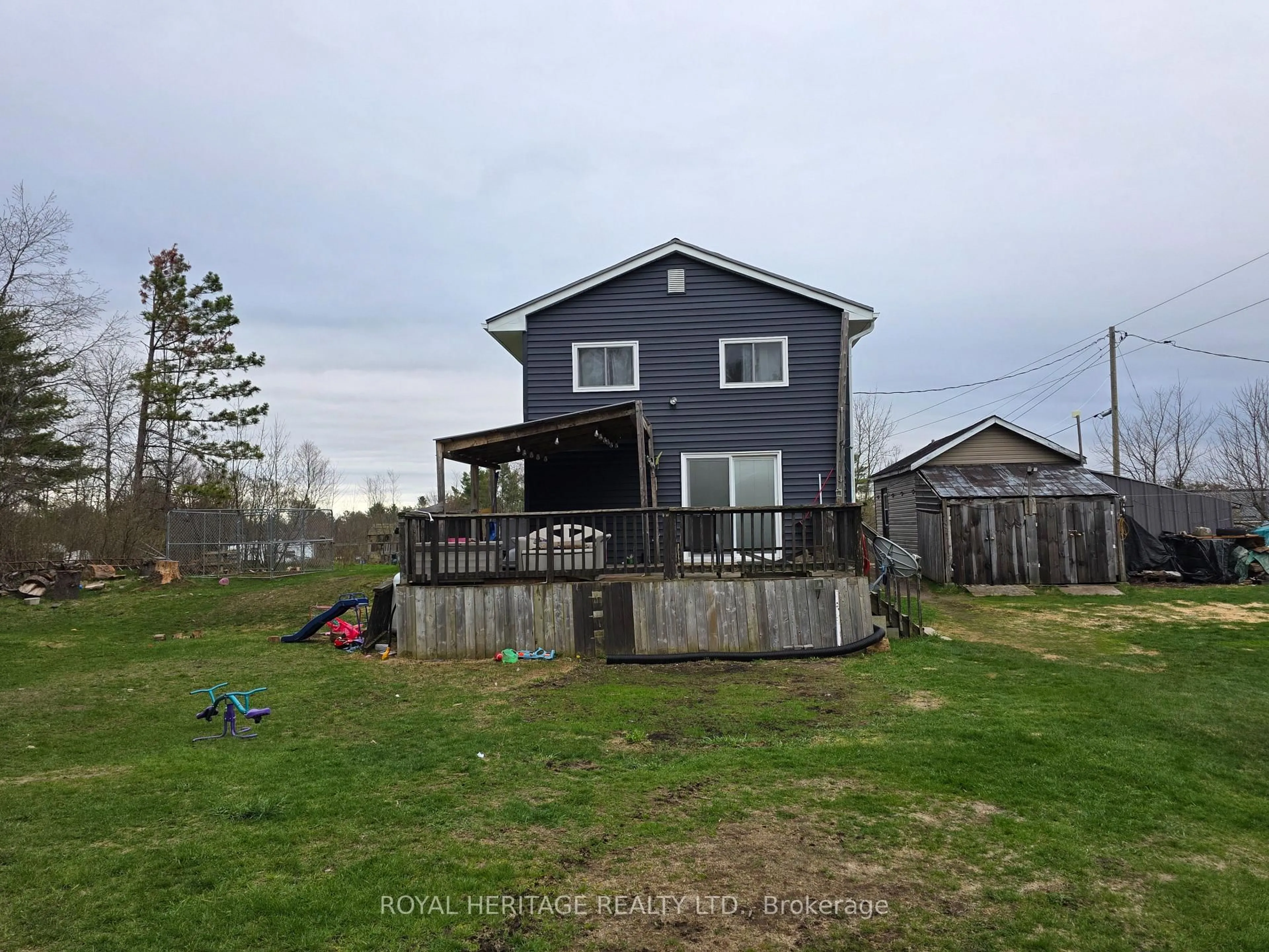 A pic from outside/outdoor area/front of a property/back of a property/a pic from drone, building for 20 Lilac Lane, Madoc Ontario K0K 1Y0