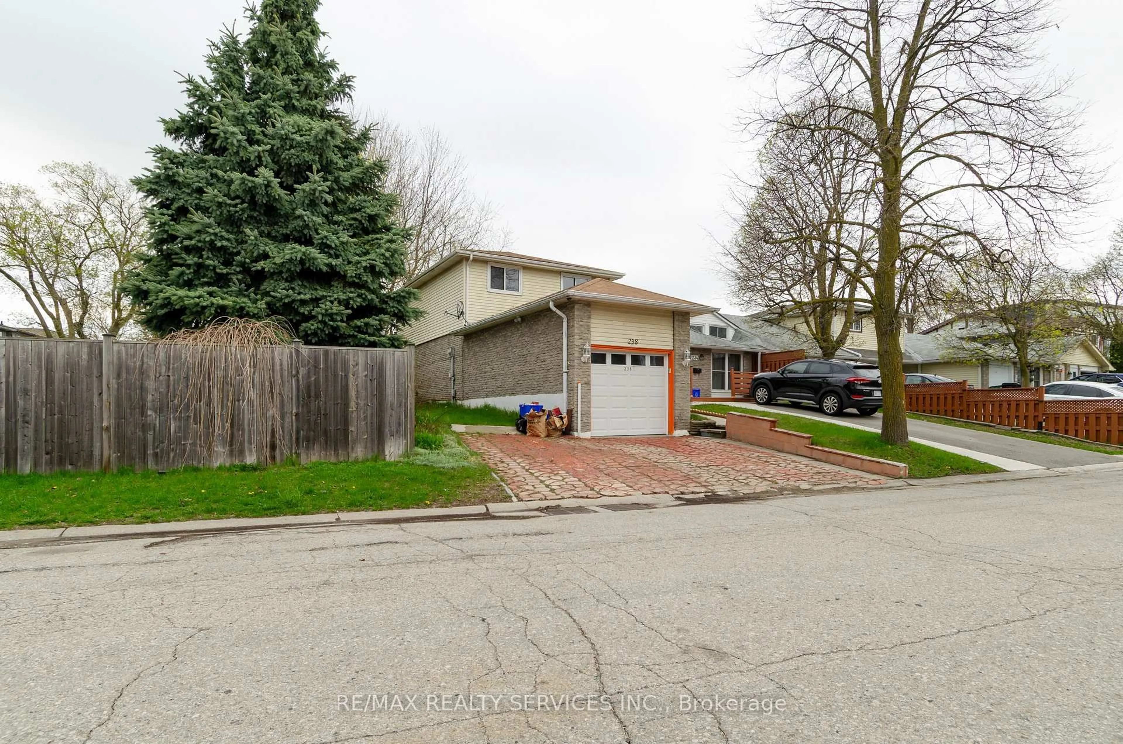 Unknown for 238 Linden Dr, Cambridge Ontario N3H 4Y2