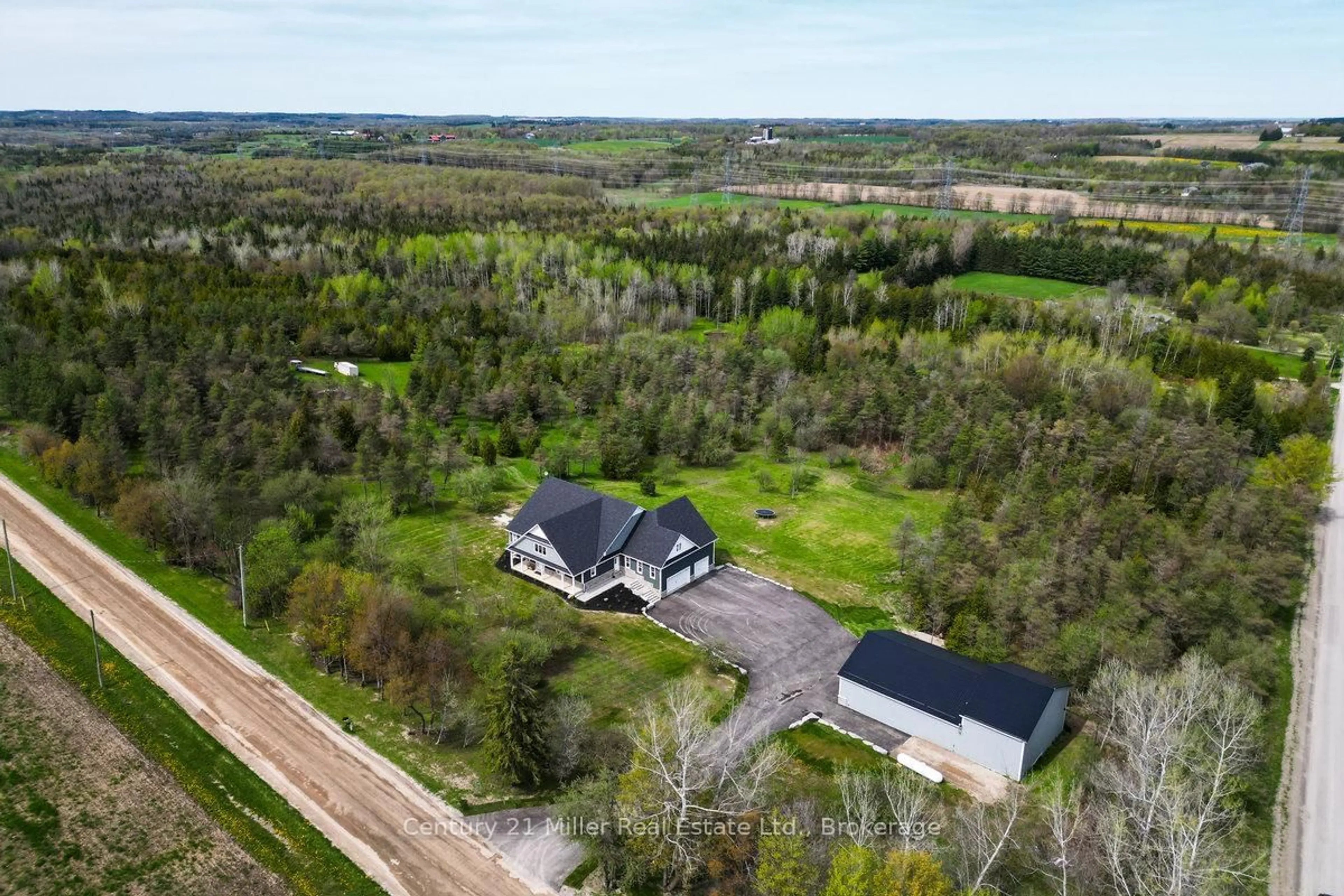 A pic from outside/outdoor area/front of a property/back of a property/a pic from drone, unknown for 5583 Third Line, Erin Ontario N0B 1Z0