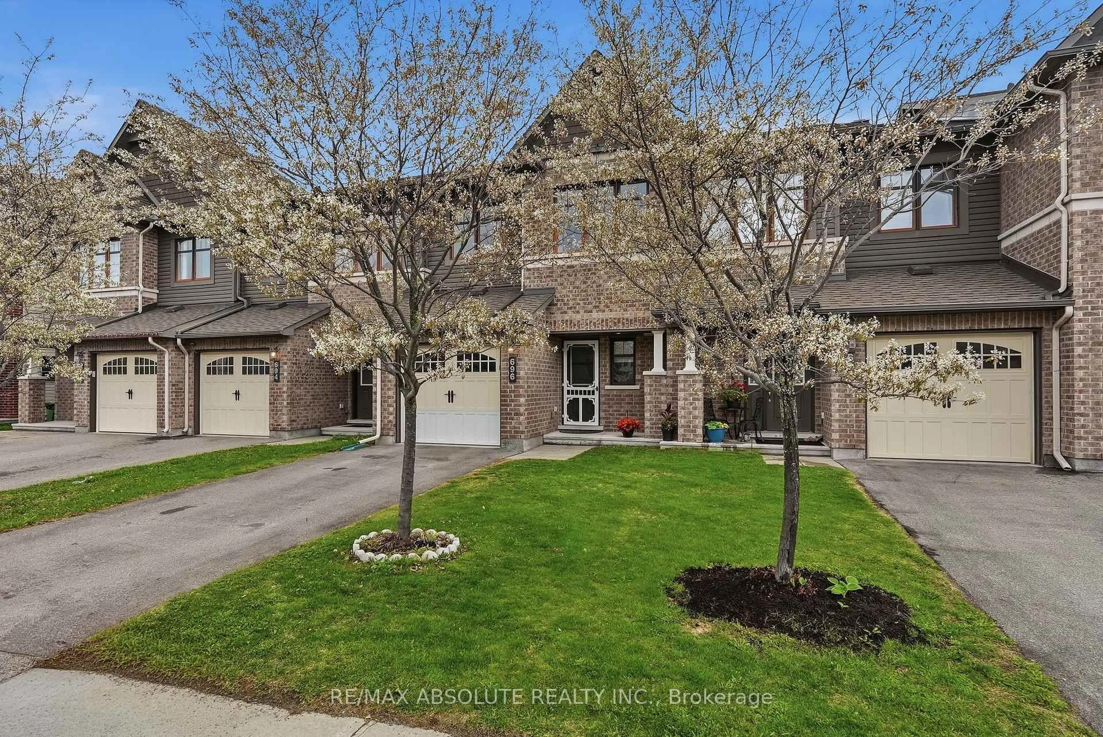 Unknown for 696 Trigoria Cres, Richmond Ontario K0A 2Z0