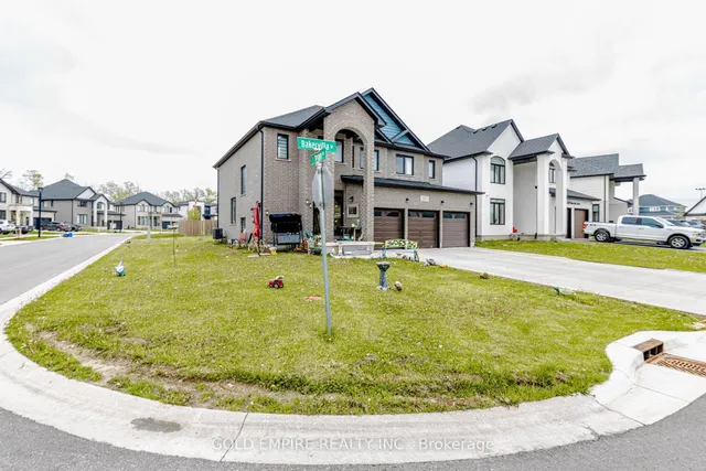 2424 BAKERVILLA St, London South 5