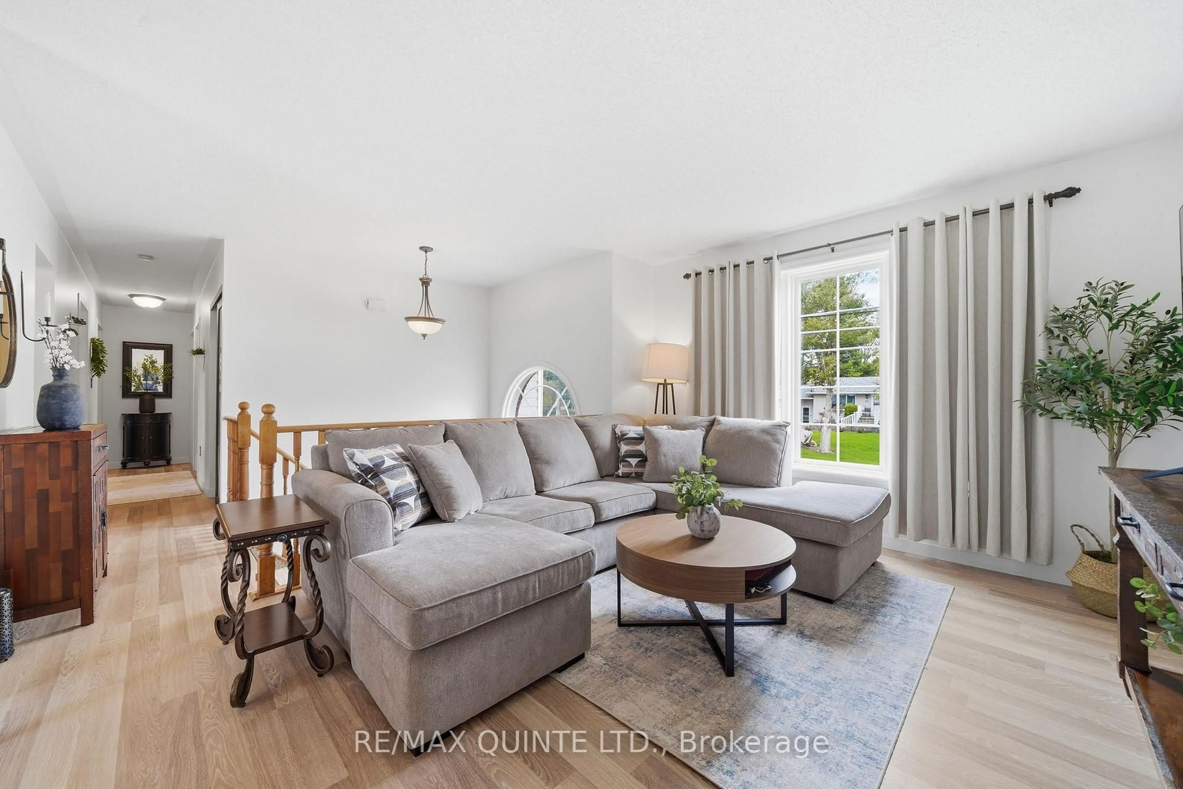 Living room with furniture, unknown for 96 Cedar St, Brighton Ontario K0K 1H0