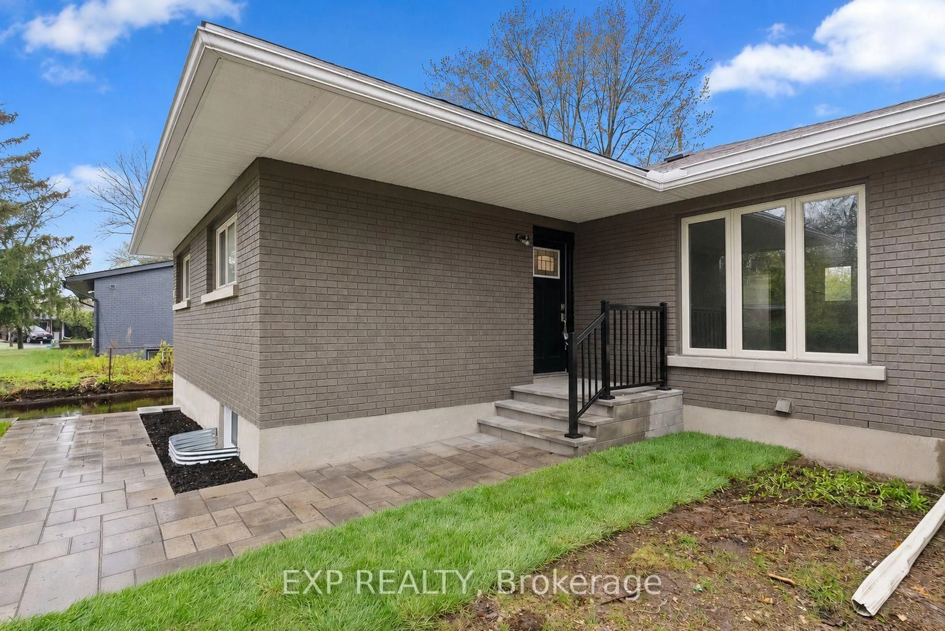 Home with brick exterior material, street for 2393 Sheldon Ave, Ottawa Ontario K2C 1K4