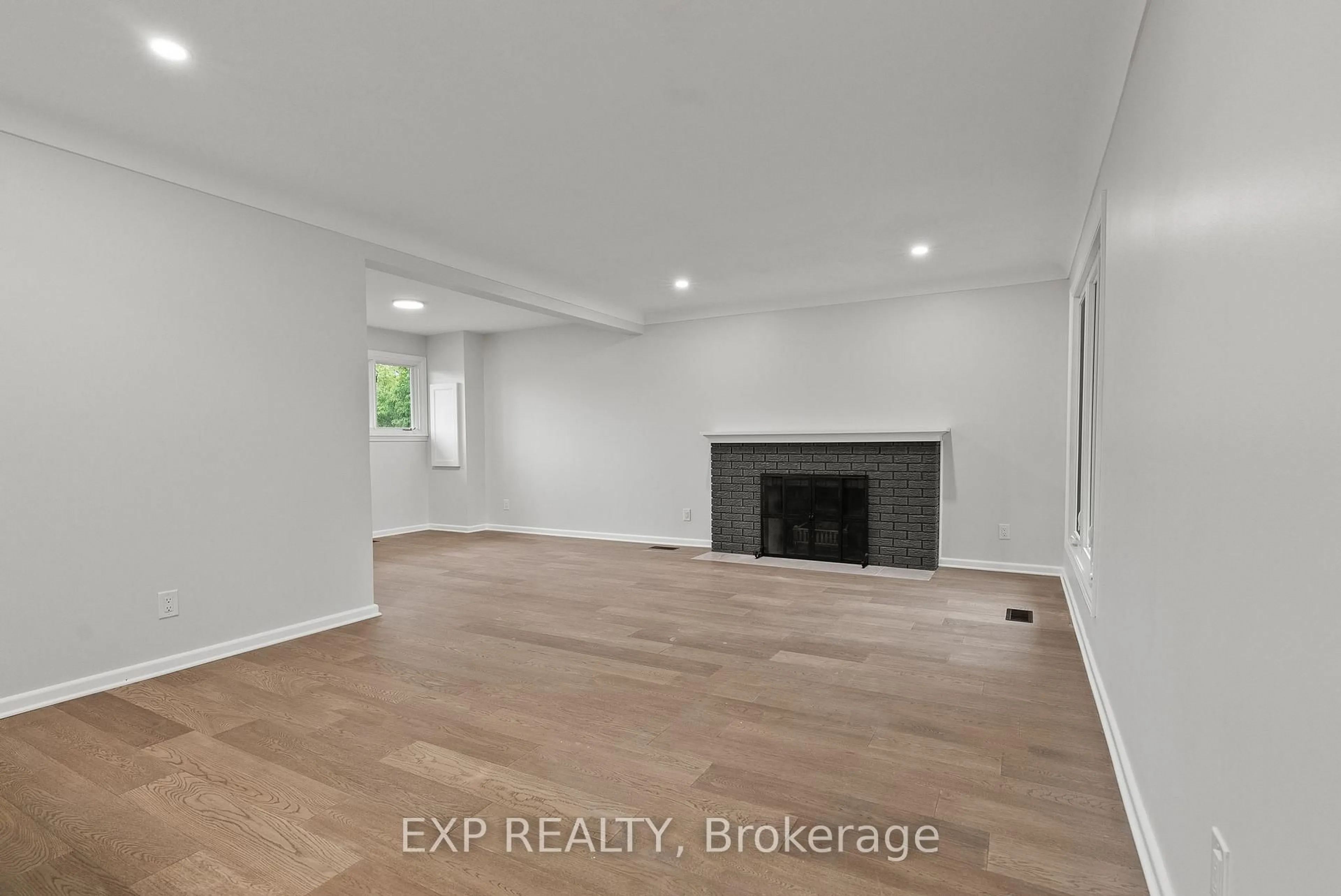A pic of a room for 2393 Sheldon Ave, Ottawa Ontario K2C 1K4