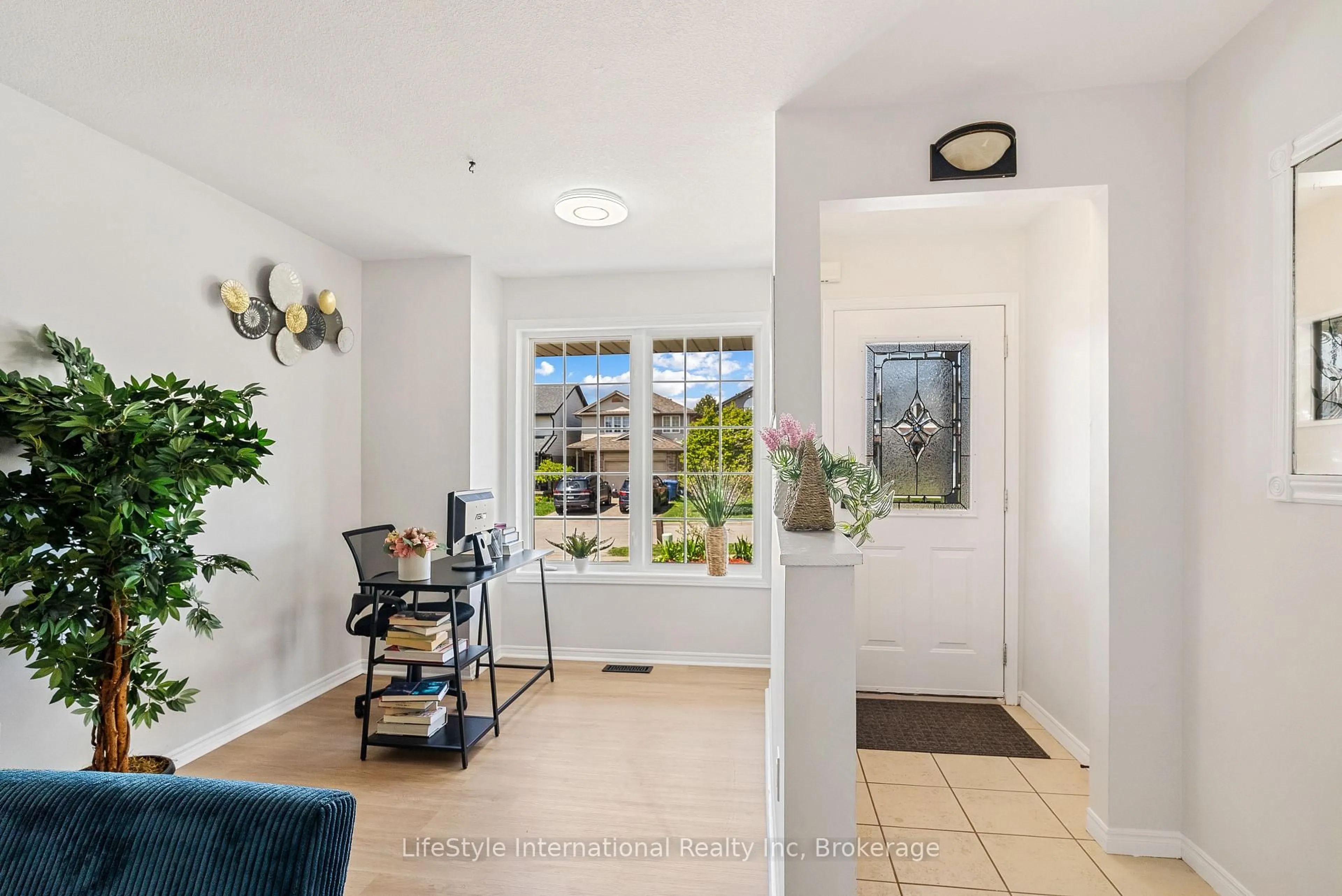Indoor entryway for 63 Hagan Ave, Guelph Ontario N1E 7B7
