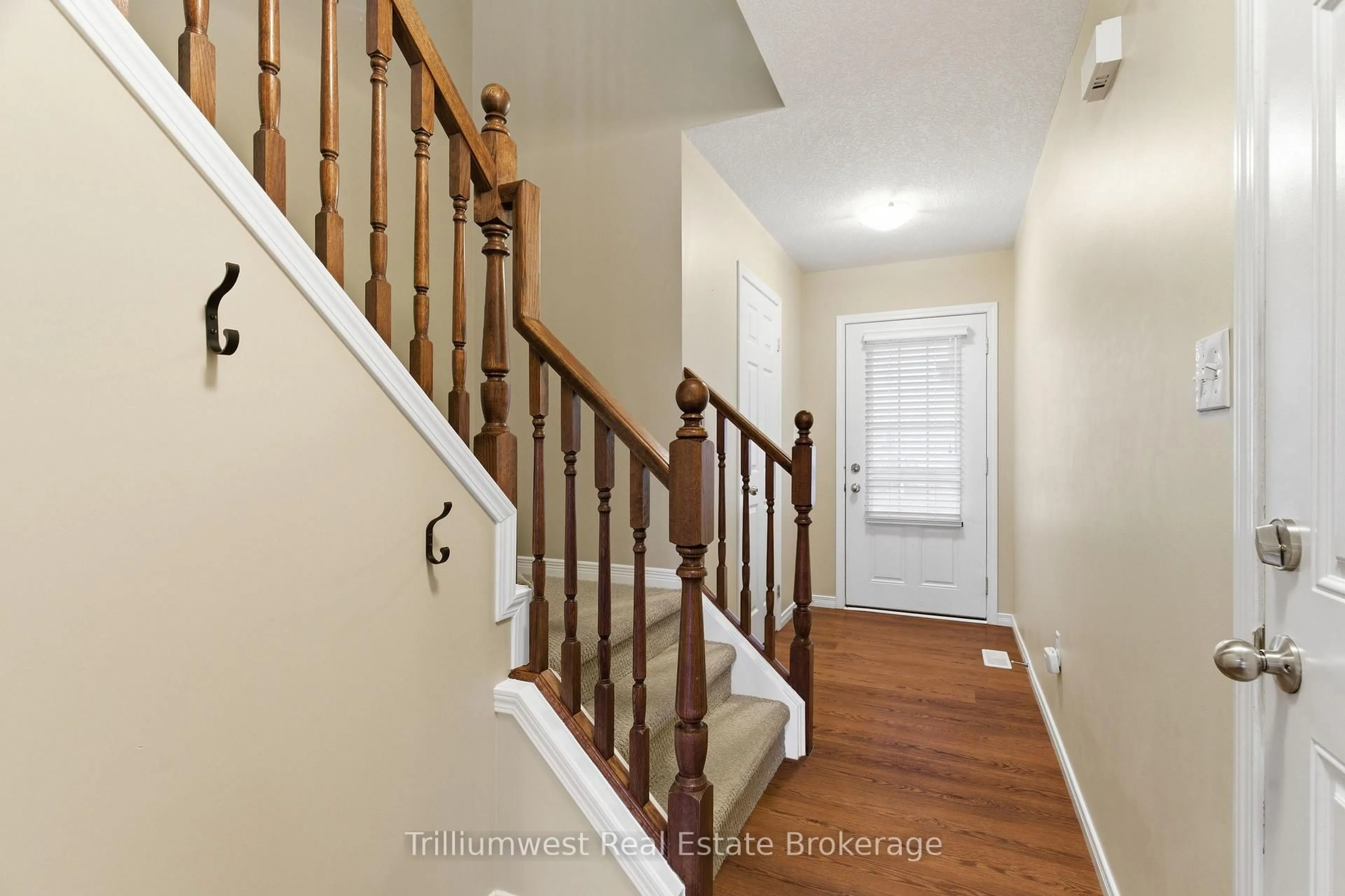Unknown for 7 Upper Mercer St #L42, Kitchener Ontario N2A 0B9