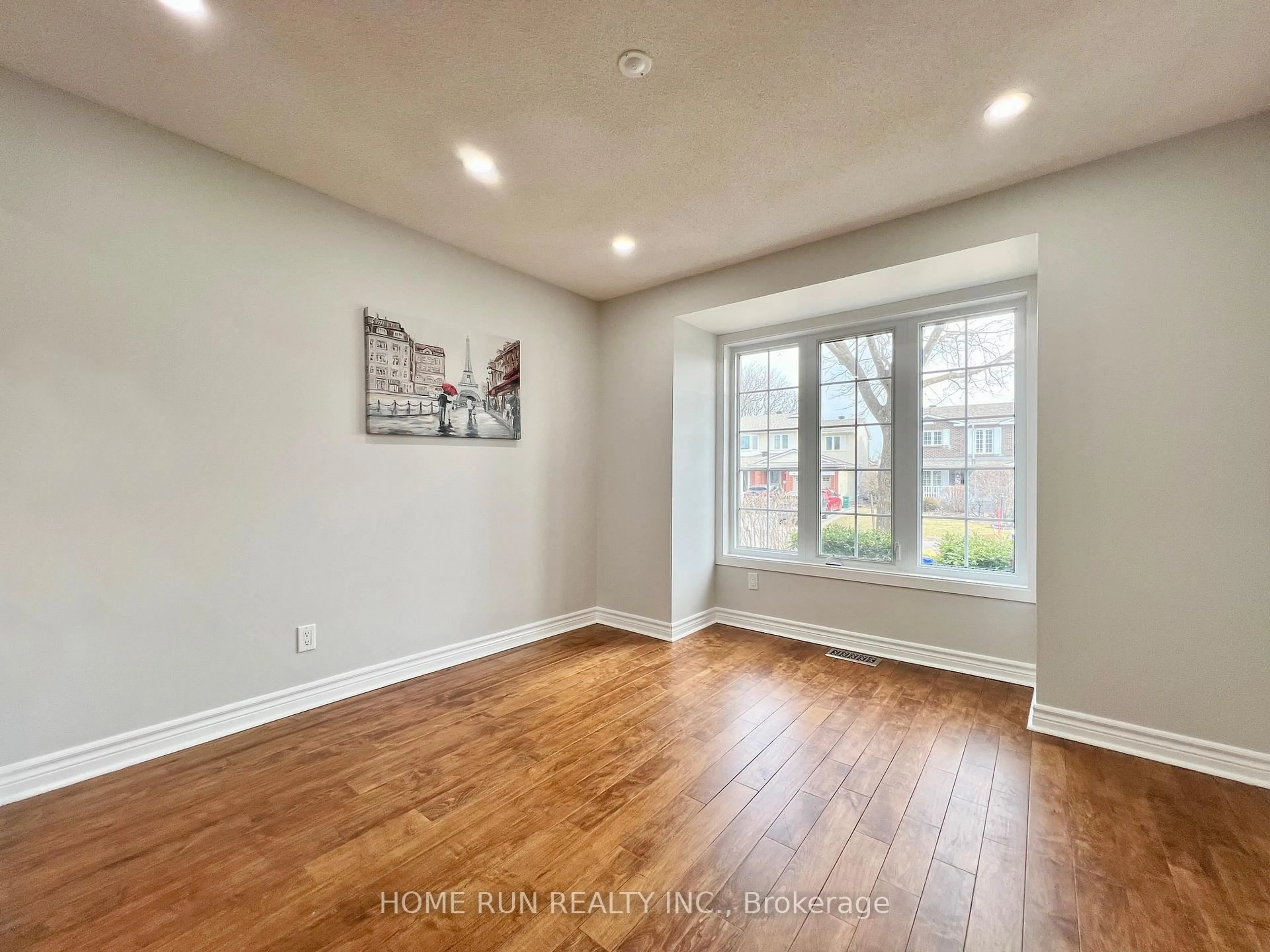 A pic of a room for 184 Pinetrail Cres, Ottawa Ontario K2G 5B8