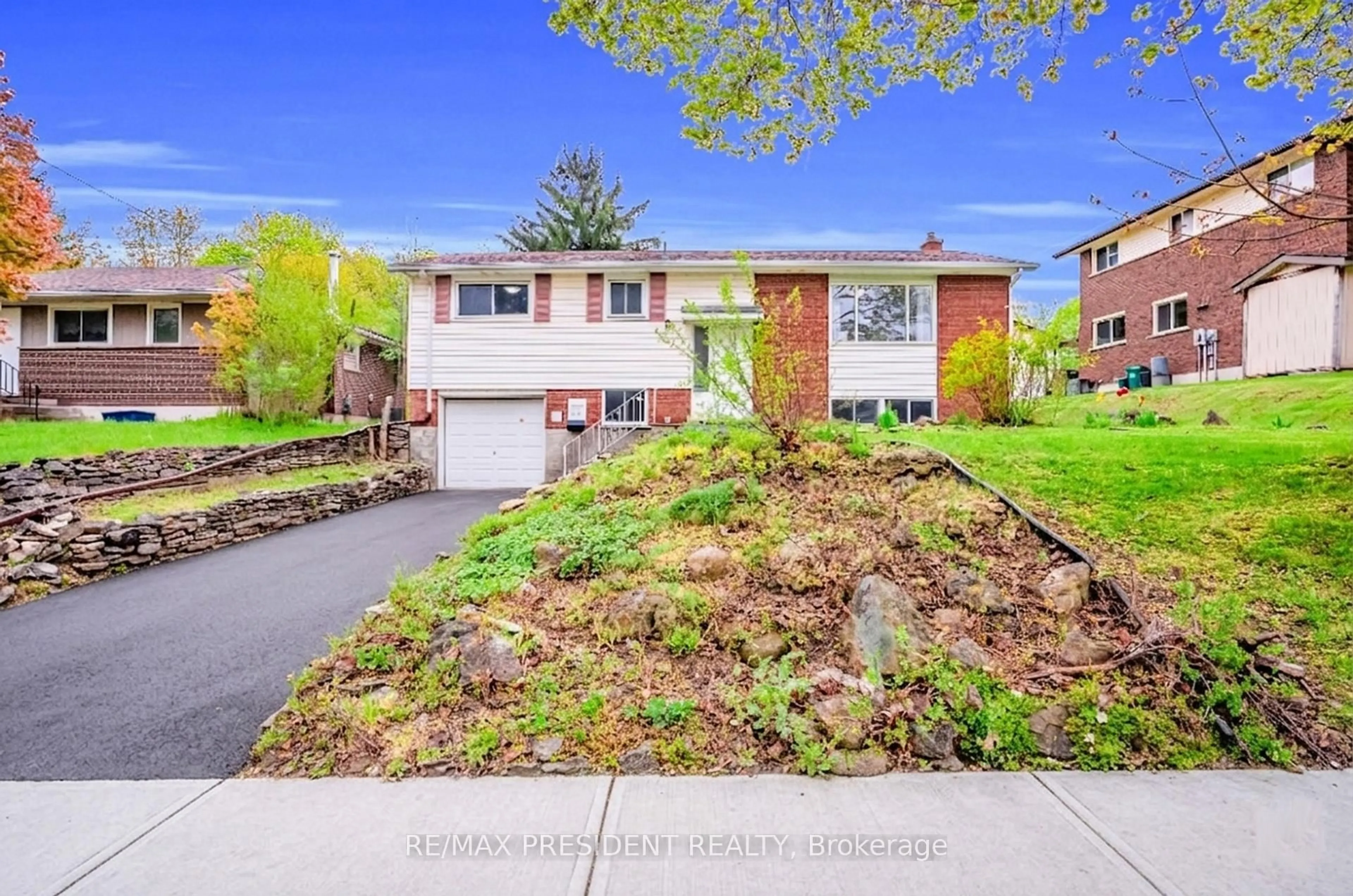 Home with brick exterior material, street for 57 High St, Waterloo Ontario N2L 3X7