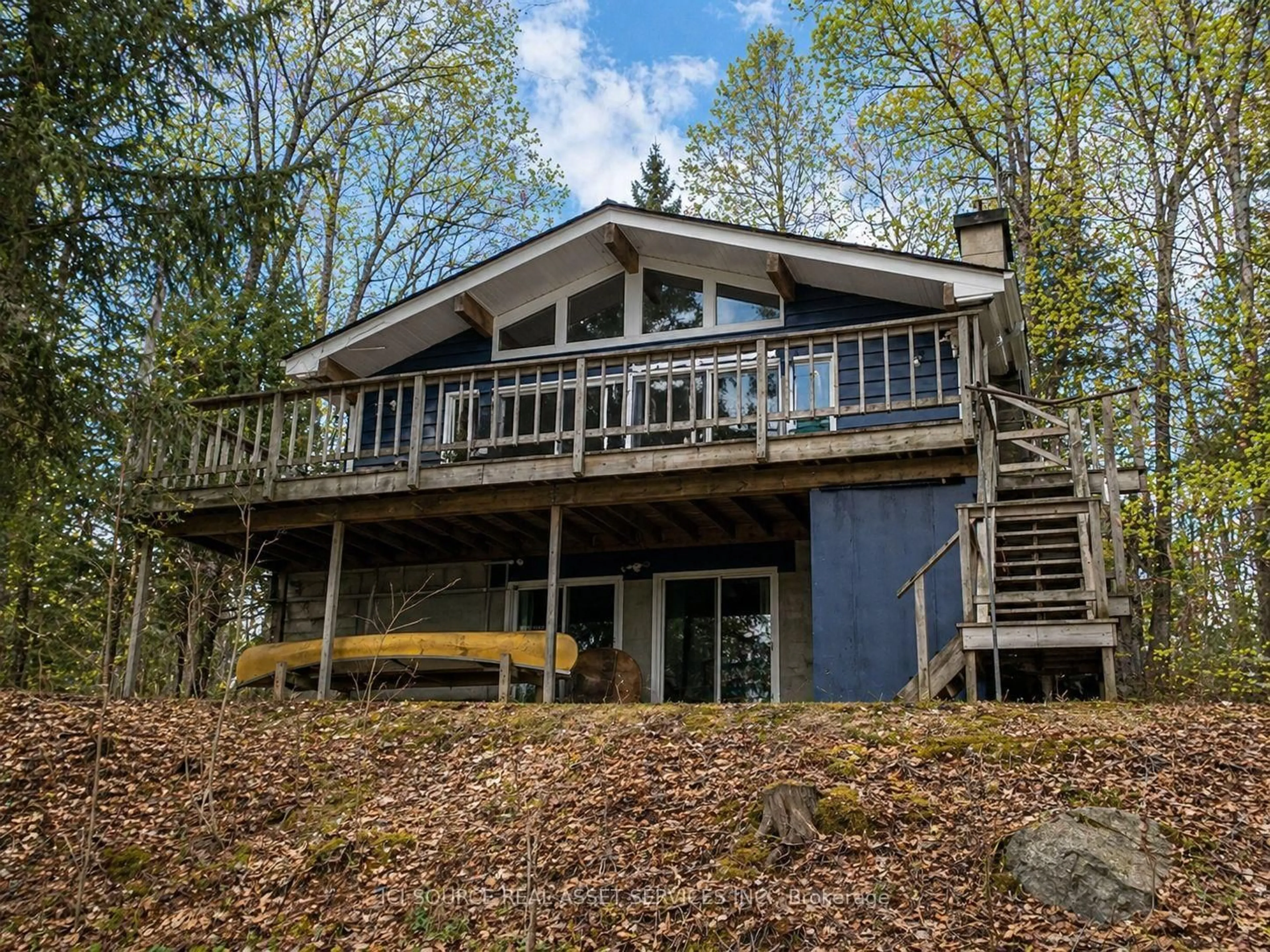 Home with vinyl exterior material, water/lake/river/ocean view for 369 Loon Lake Rd, Kearney Ontario P0A 1M0