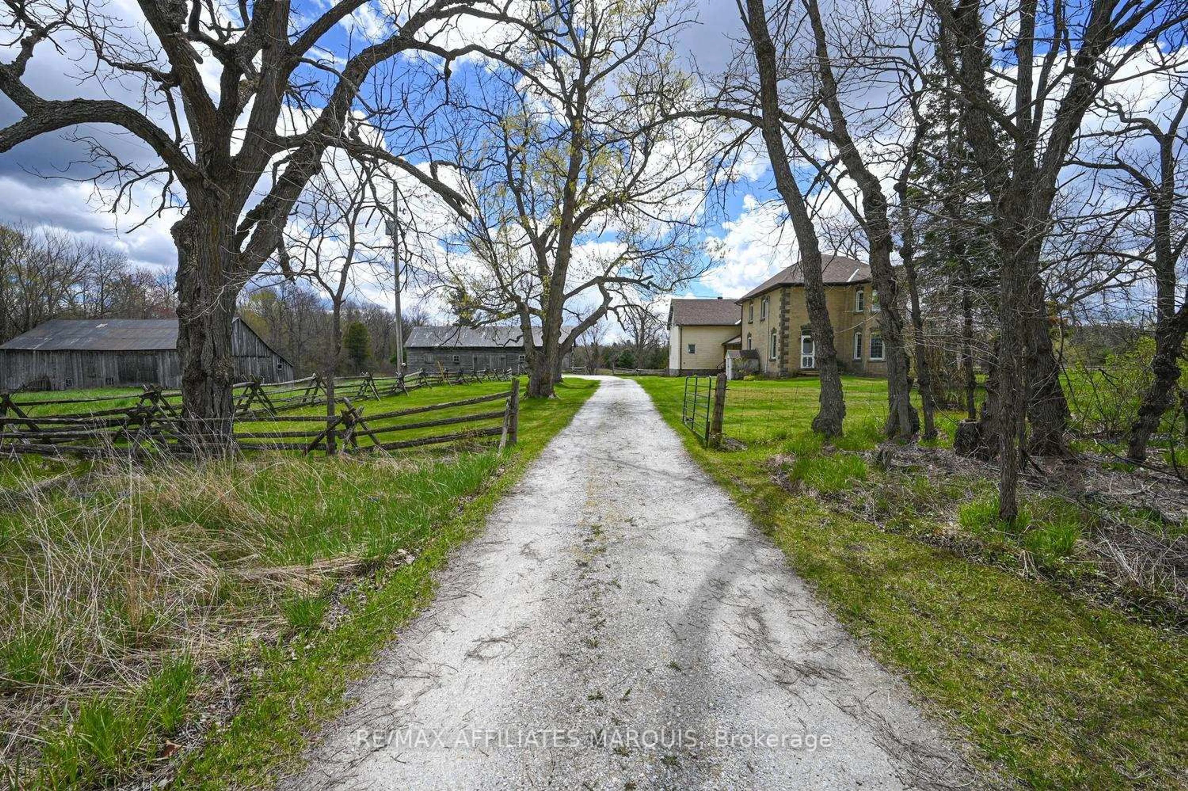 A pic from outside/outdoor area/front of a property/back of a property/a pic from drone, street for 919 Upper Scotch Line Rd, Perth Ontario K7H 3C5
