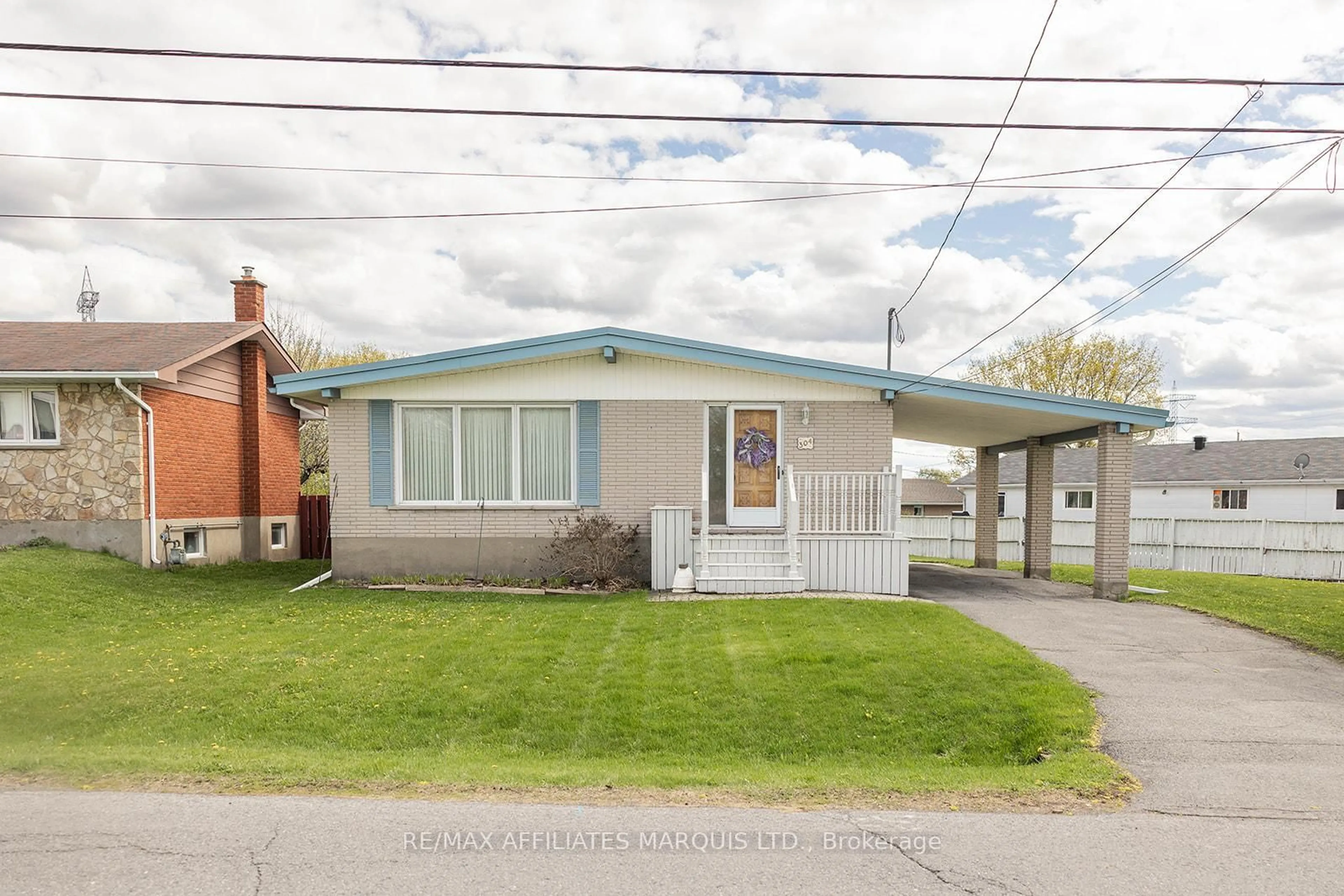 Unknown for 304 Balmoral Ave, Cornwall Ontario K6H 3G7