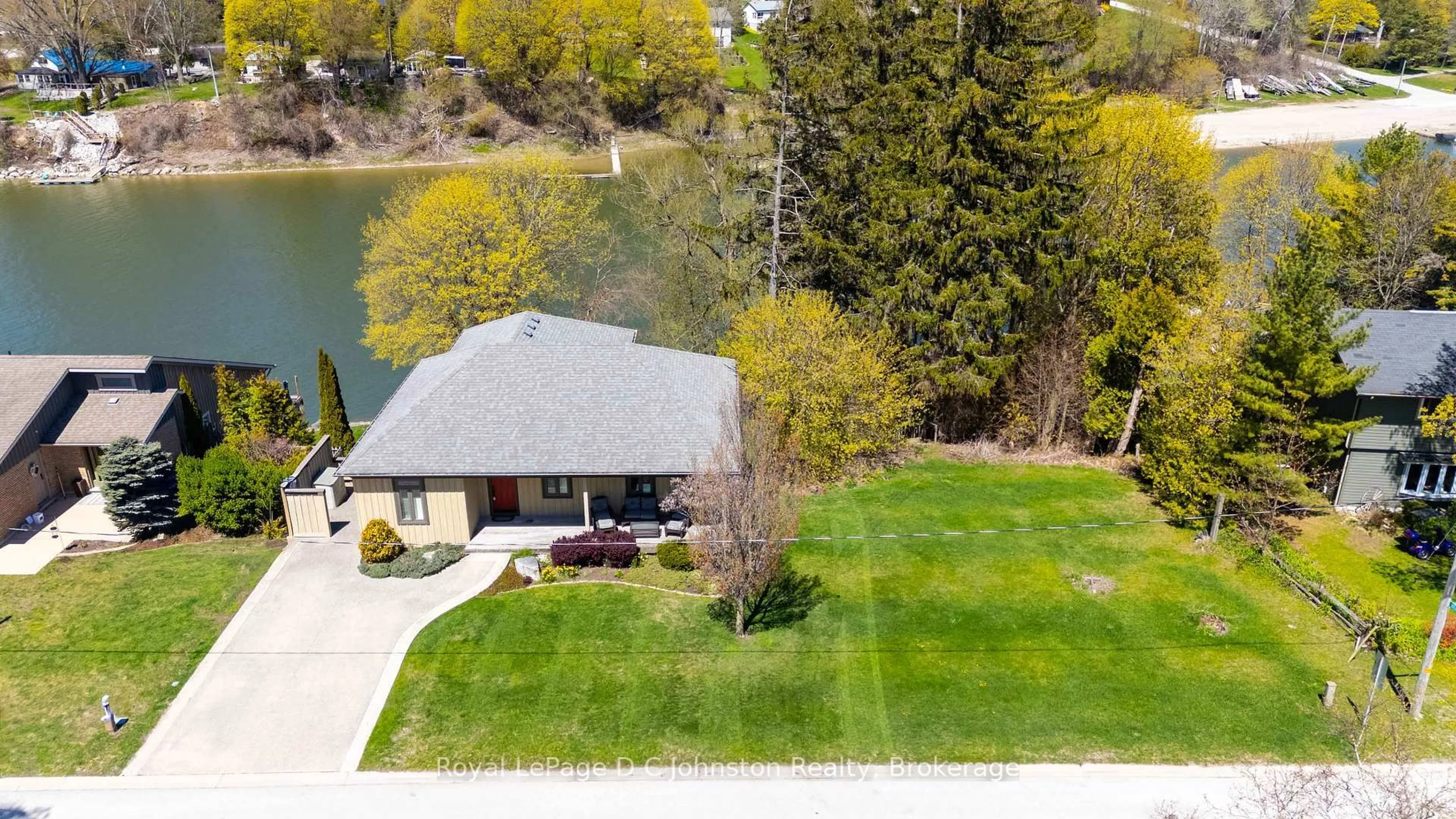 A pic from outside/outdoor area/front of a property/back of a property/a pic from drone, water/lake/river/ocean view for 290 Saugeen St, Saugeen Shores Ontario N0H 2L0