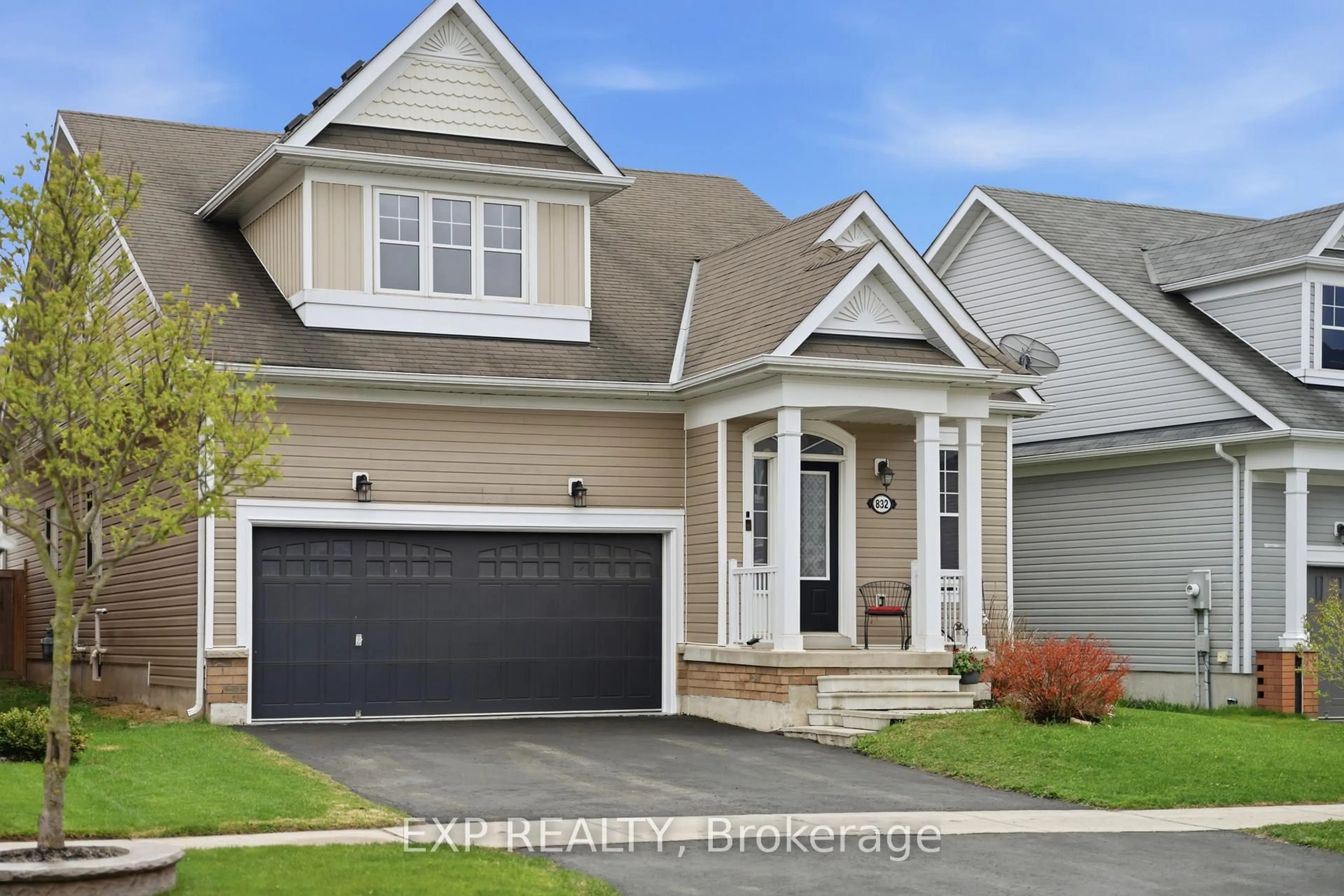 Home with brick exterior material, street for 832 O'Reilly Cres, Shelburne Ontario L9V 2S7