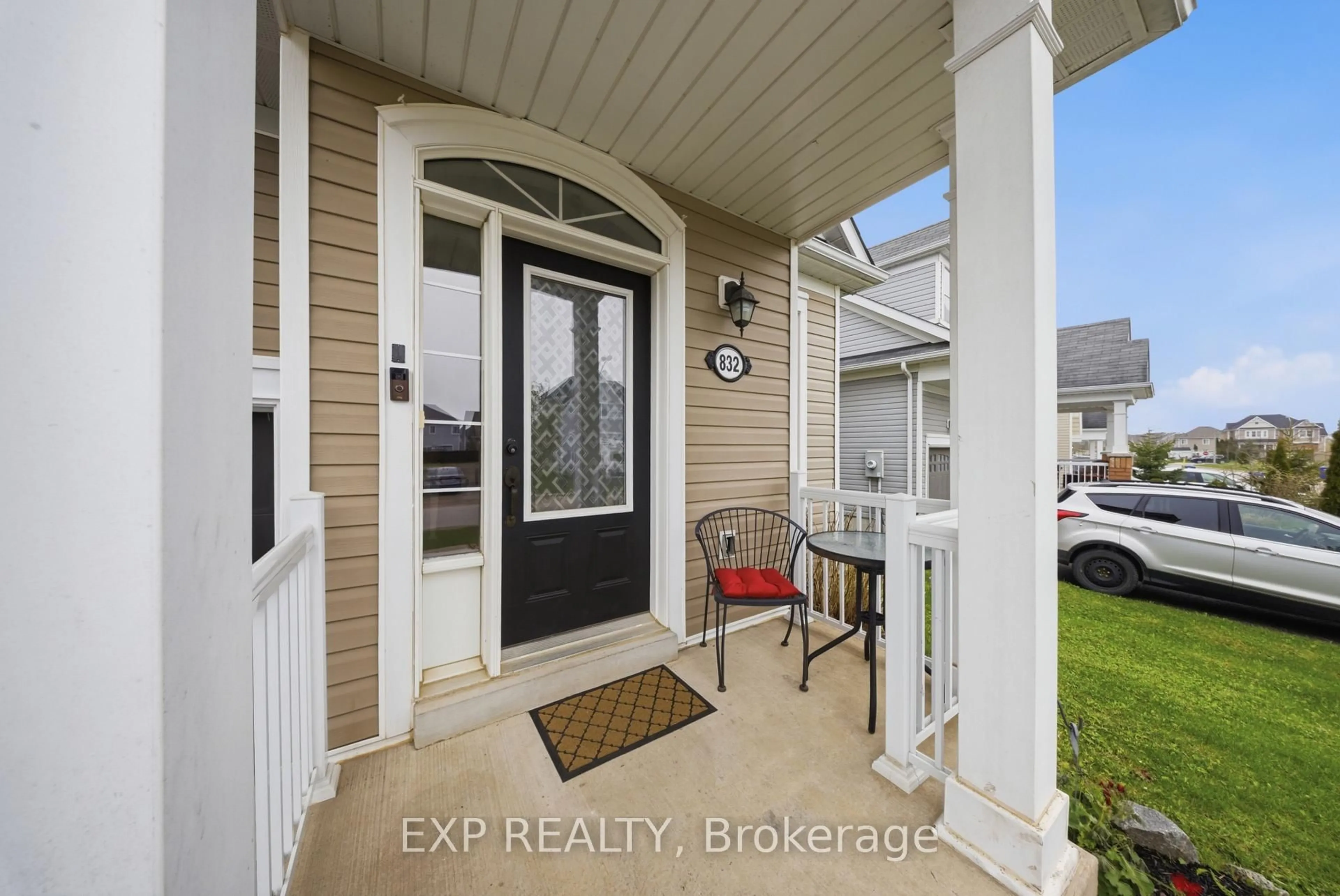 Indoor entryway for 832 O'Reilly Cres, Shelburne Ontario L9V 2S7