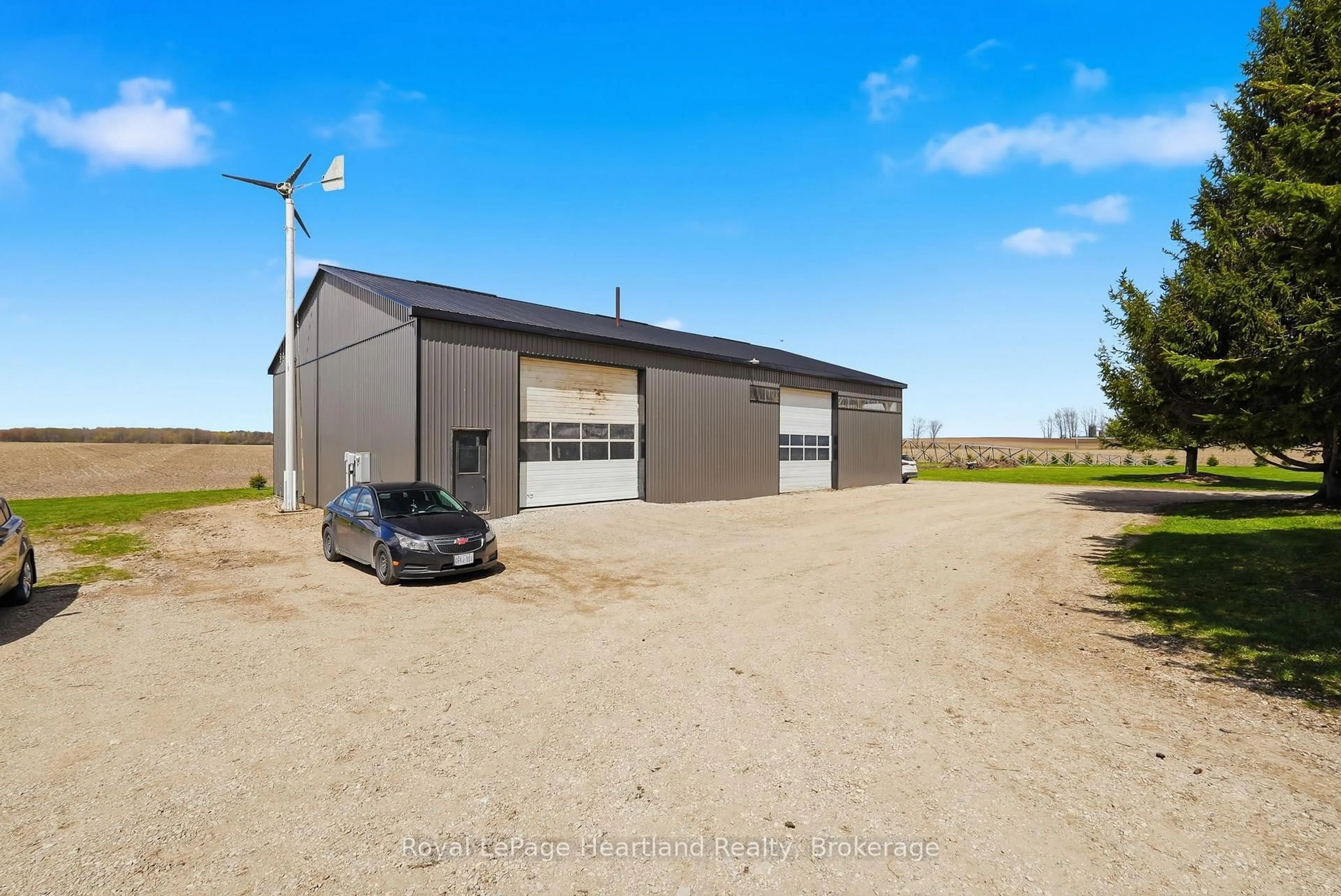 A pic from outside/outdoor area/front of a property/back of a property/a pic from drone, building for 5106 5th Line, Minto Ontario N0G 2P0