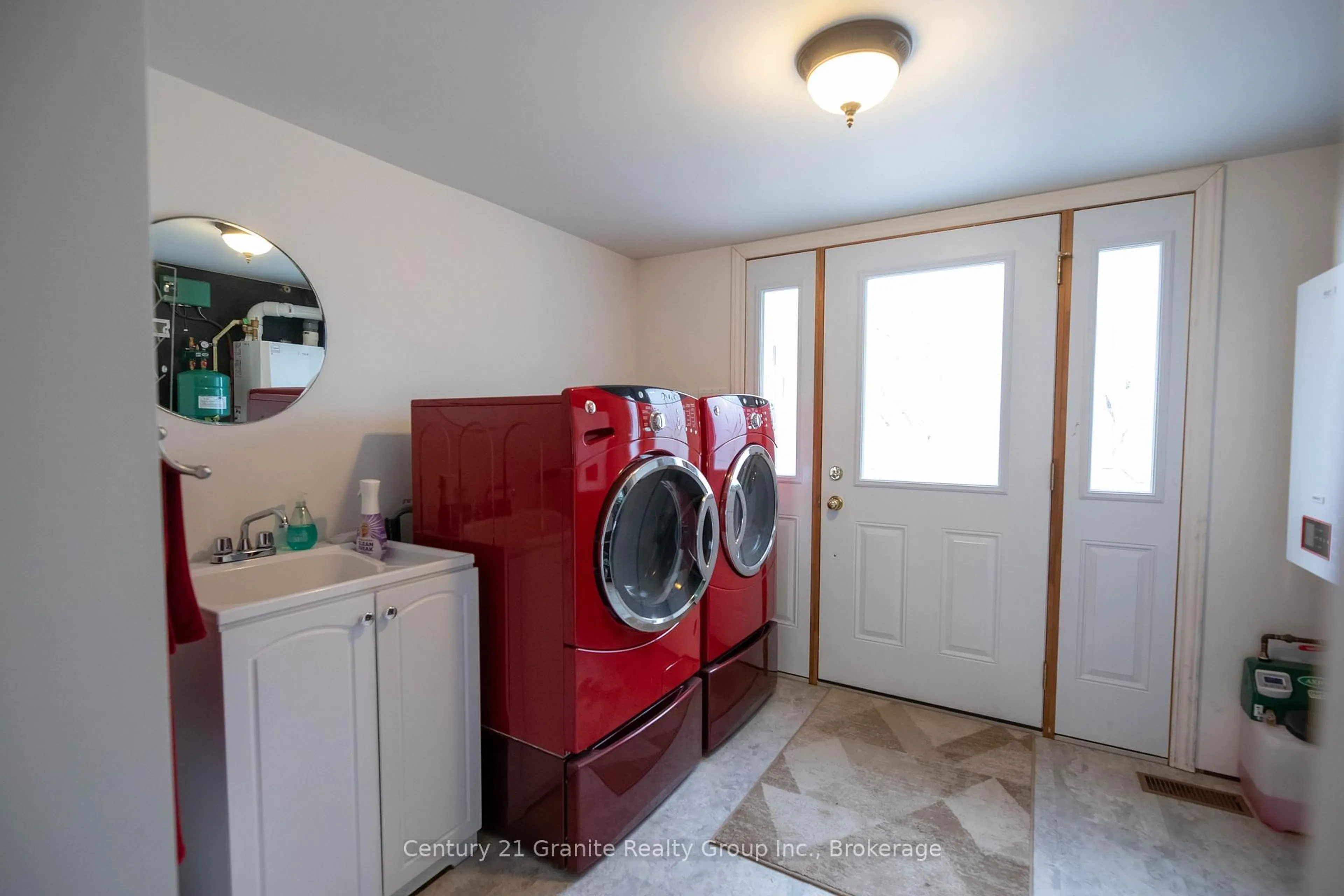Laundry room for 2011 Watts Rd, Dysart et al Ontario K0M 1S0