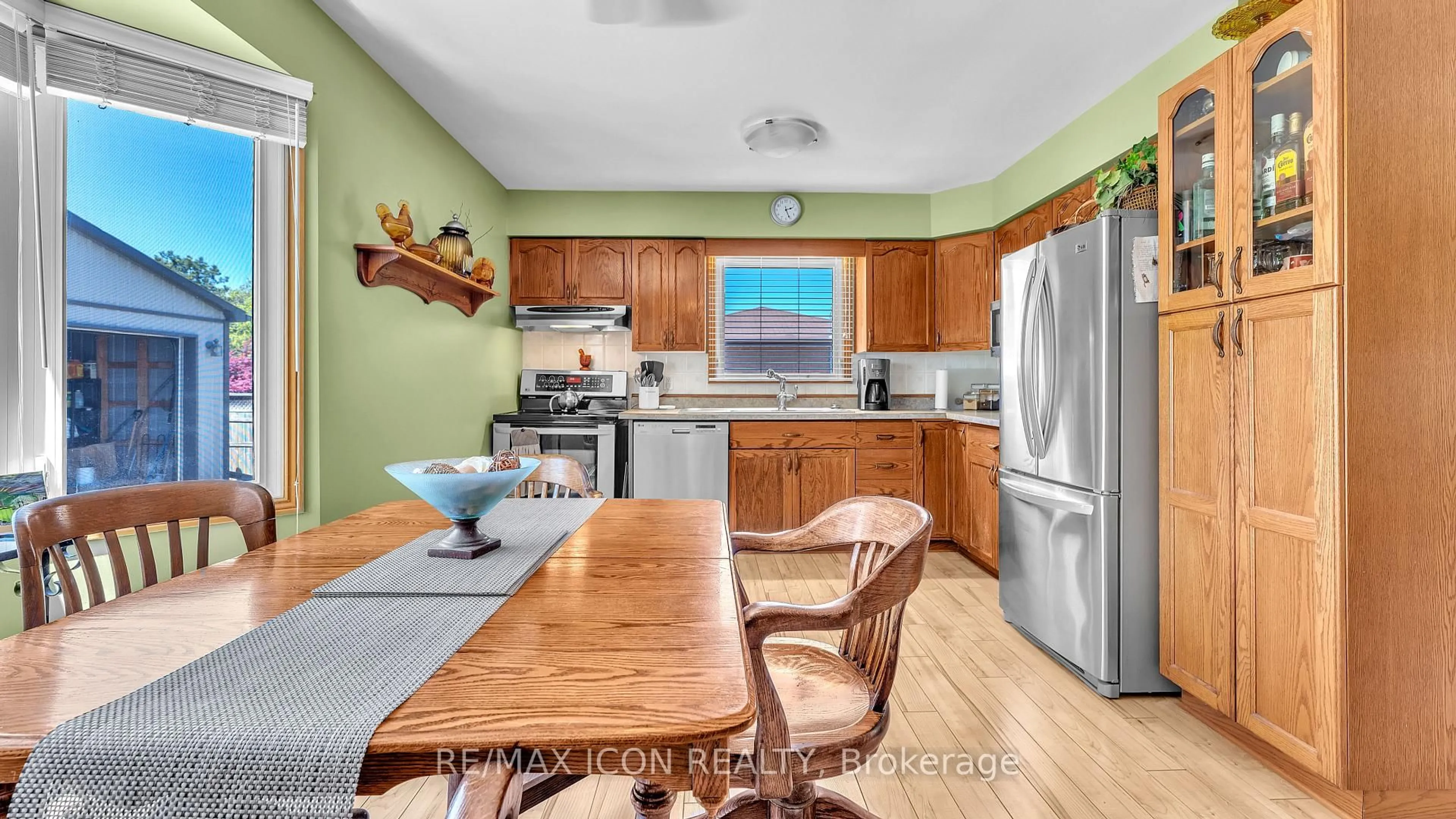 Unknown for 267 Victoria St, North Middlesex Ontario N0M 2K0