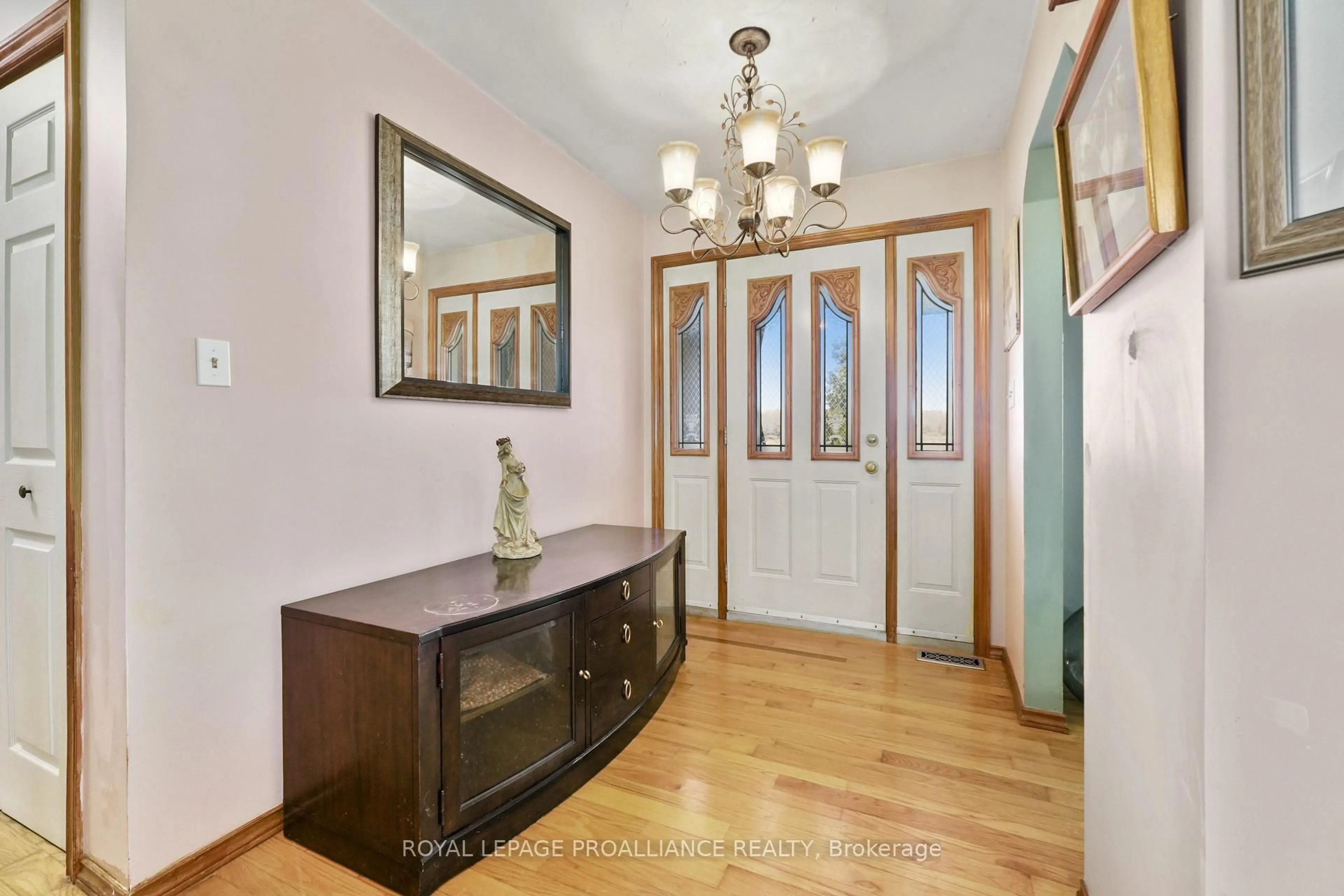 Indoor entryway for 11834 3rd Line Rd, Alnwick/Haldimand Ontario K0K 2X0
