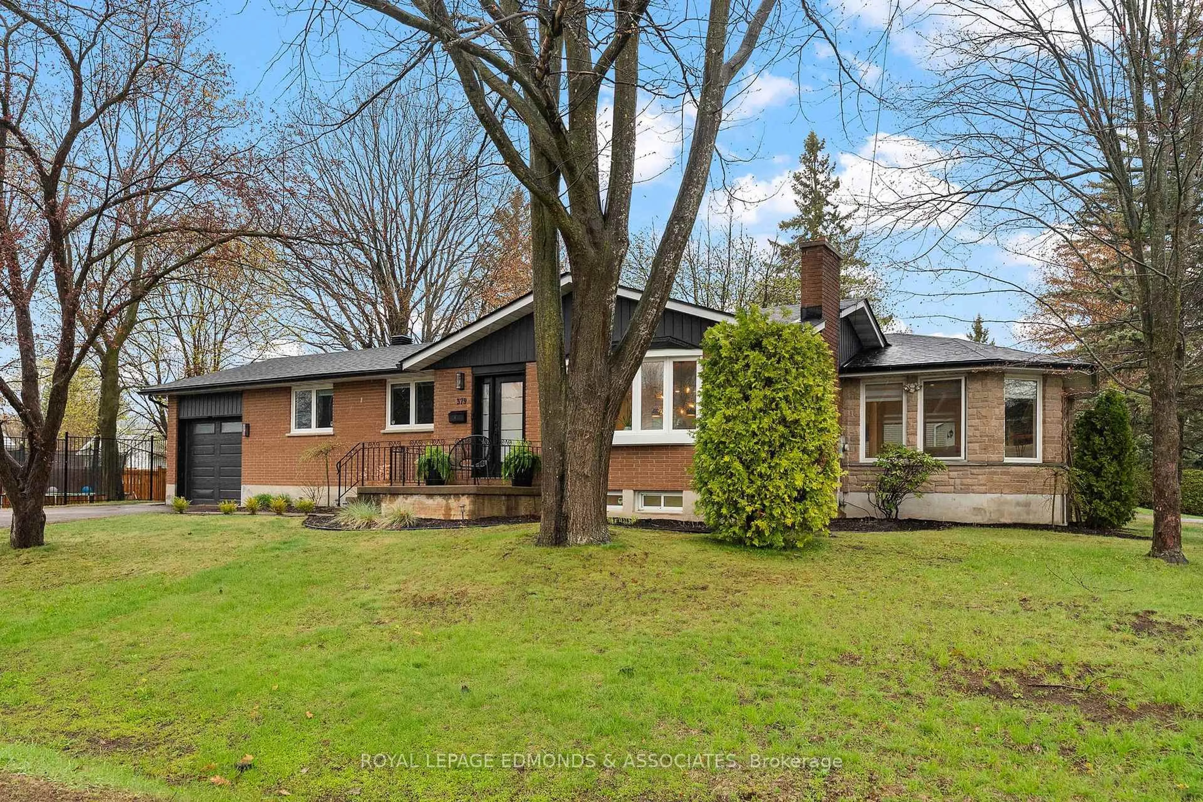 Home with brick exterior material, street for 379 Morris St, Pembroke Ontario K8A 7W1