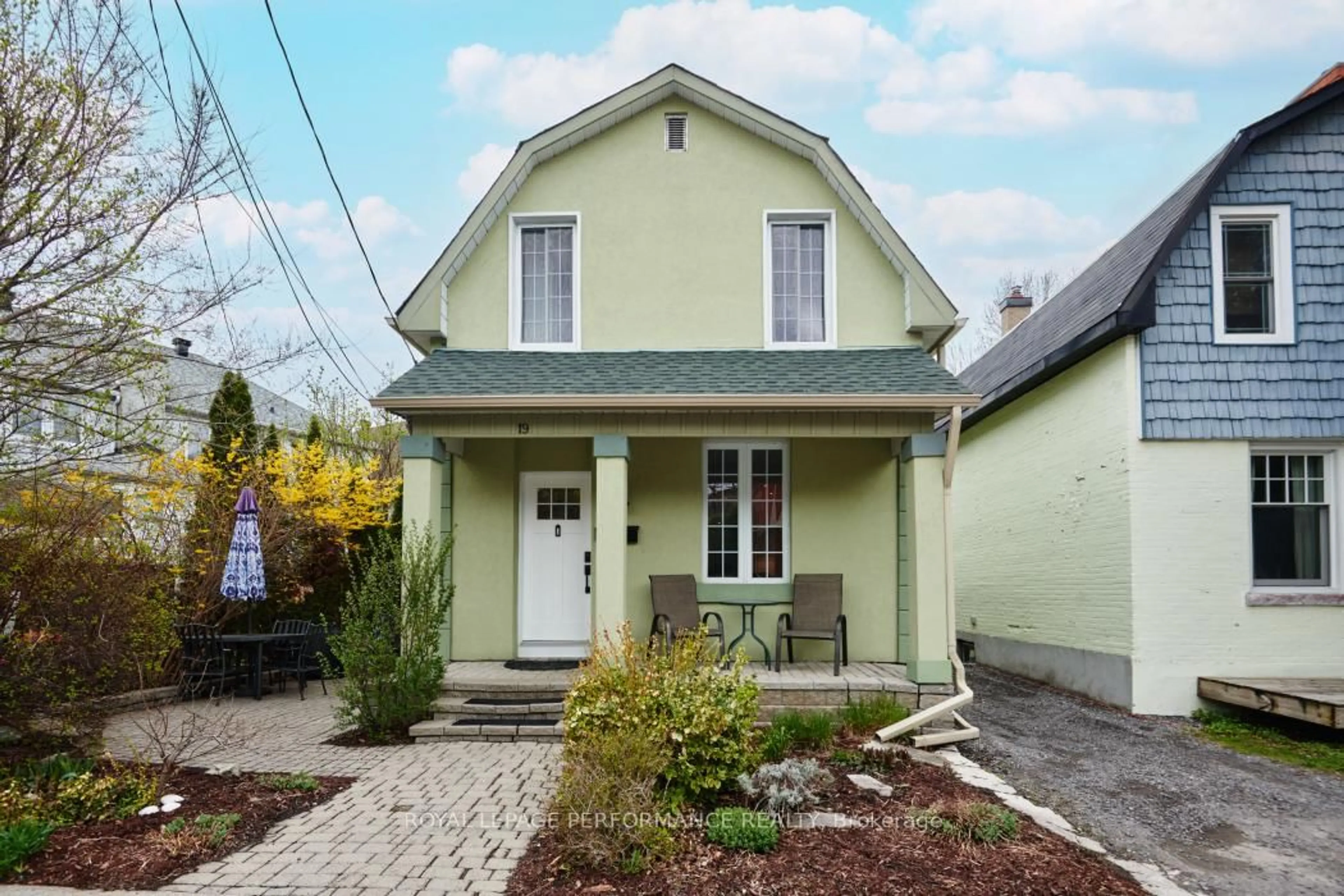 Home with vinyl exterior material, street for 19 Windsor Ave, Ottawa Ontario K1S 0W3