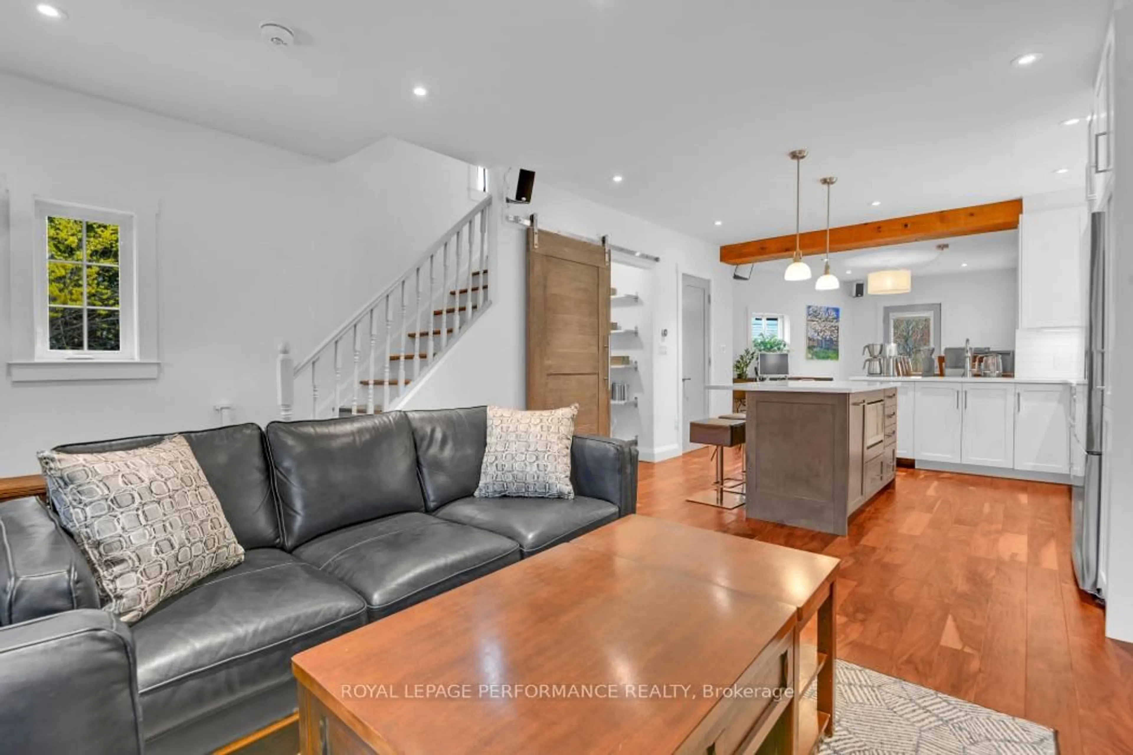 Living room with furniture, unknown for 19 Windsor Ave, Ottawa Ontario K1S 0W3