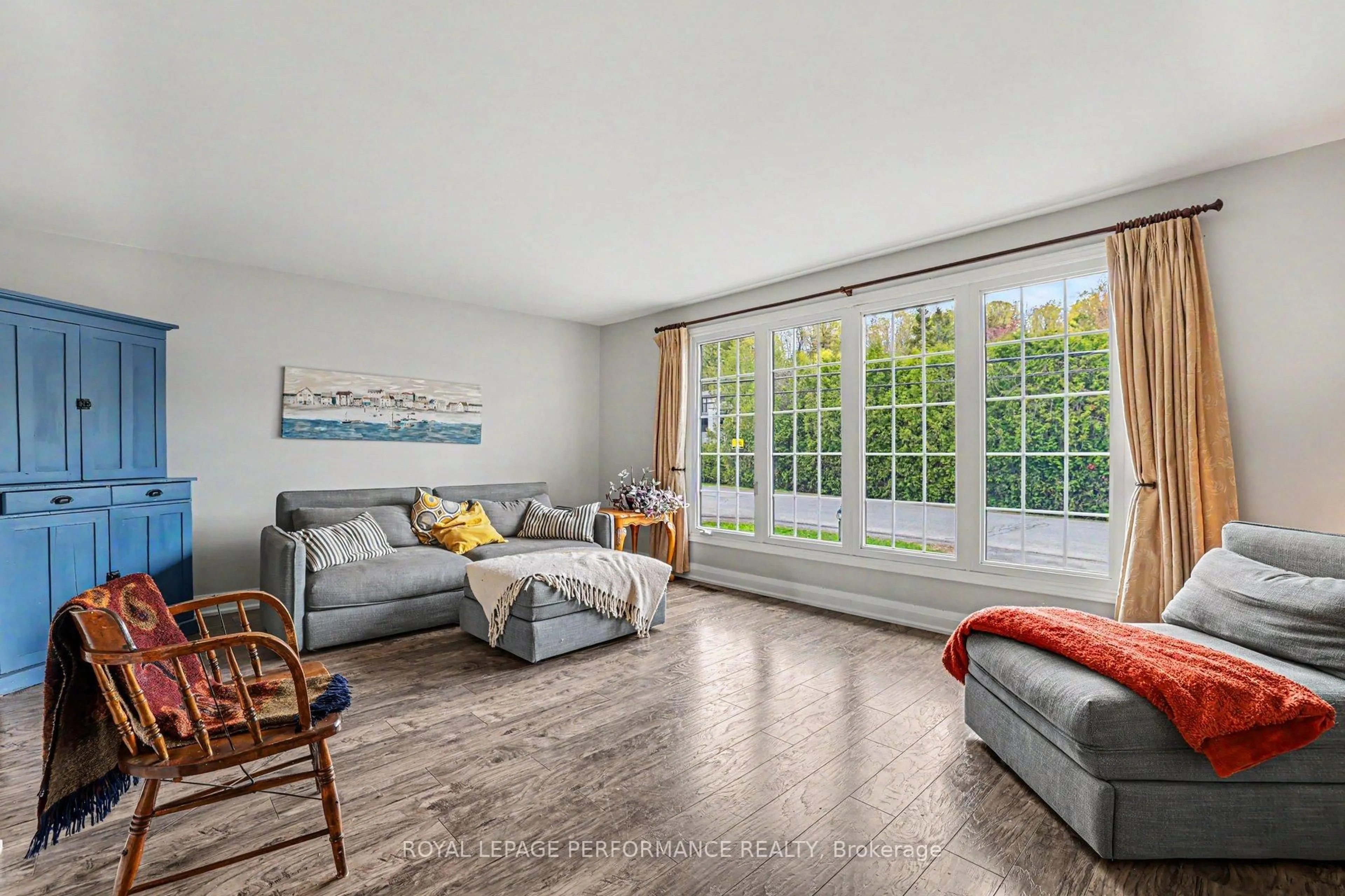 Living room with furniture, unknown for 26 Delong Dr, Ottawa Ontario K1J 8H4