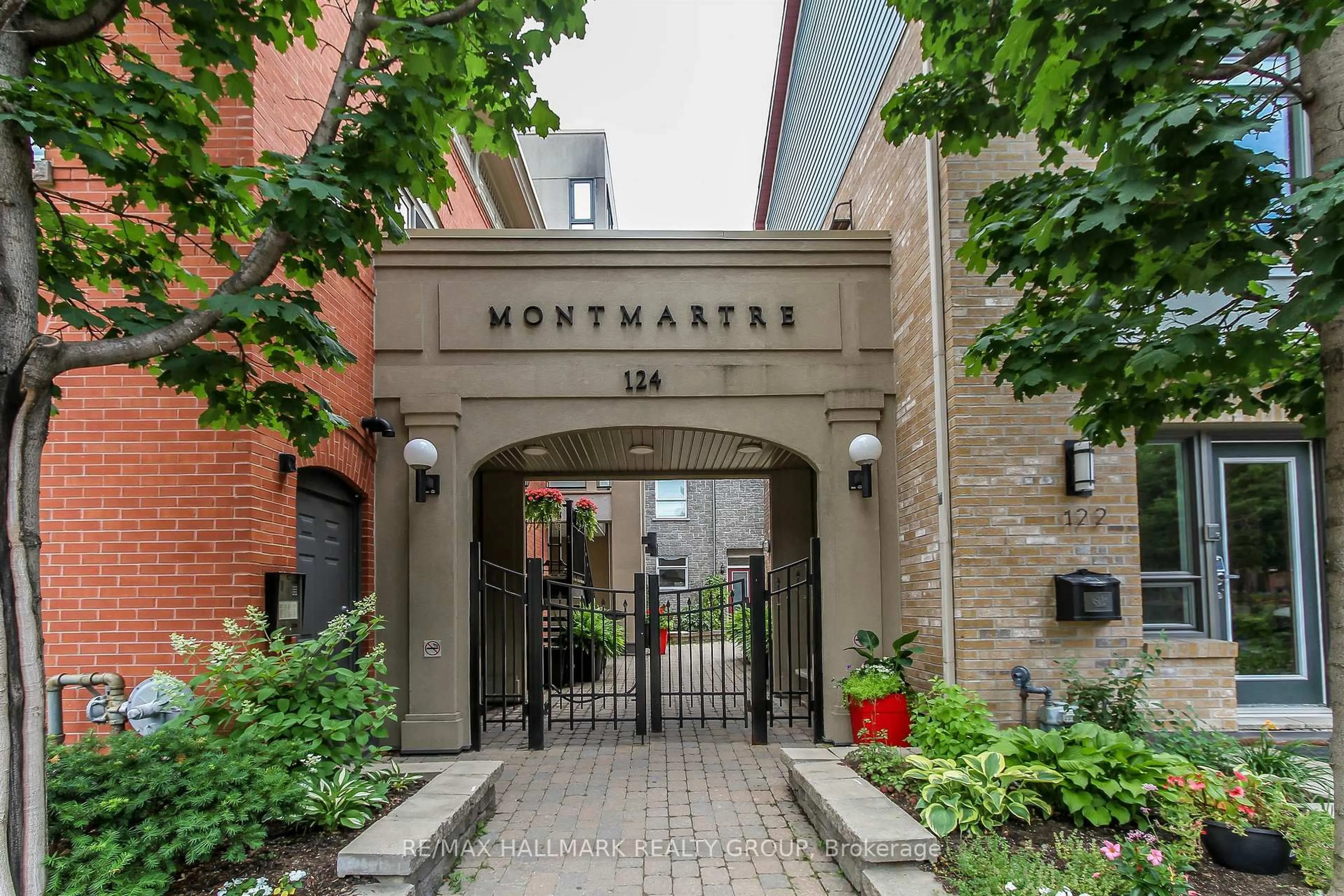 Unknown for 124 Guigues Ave #B307, Ottawa Ontario K1N 5H7