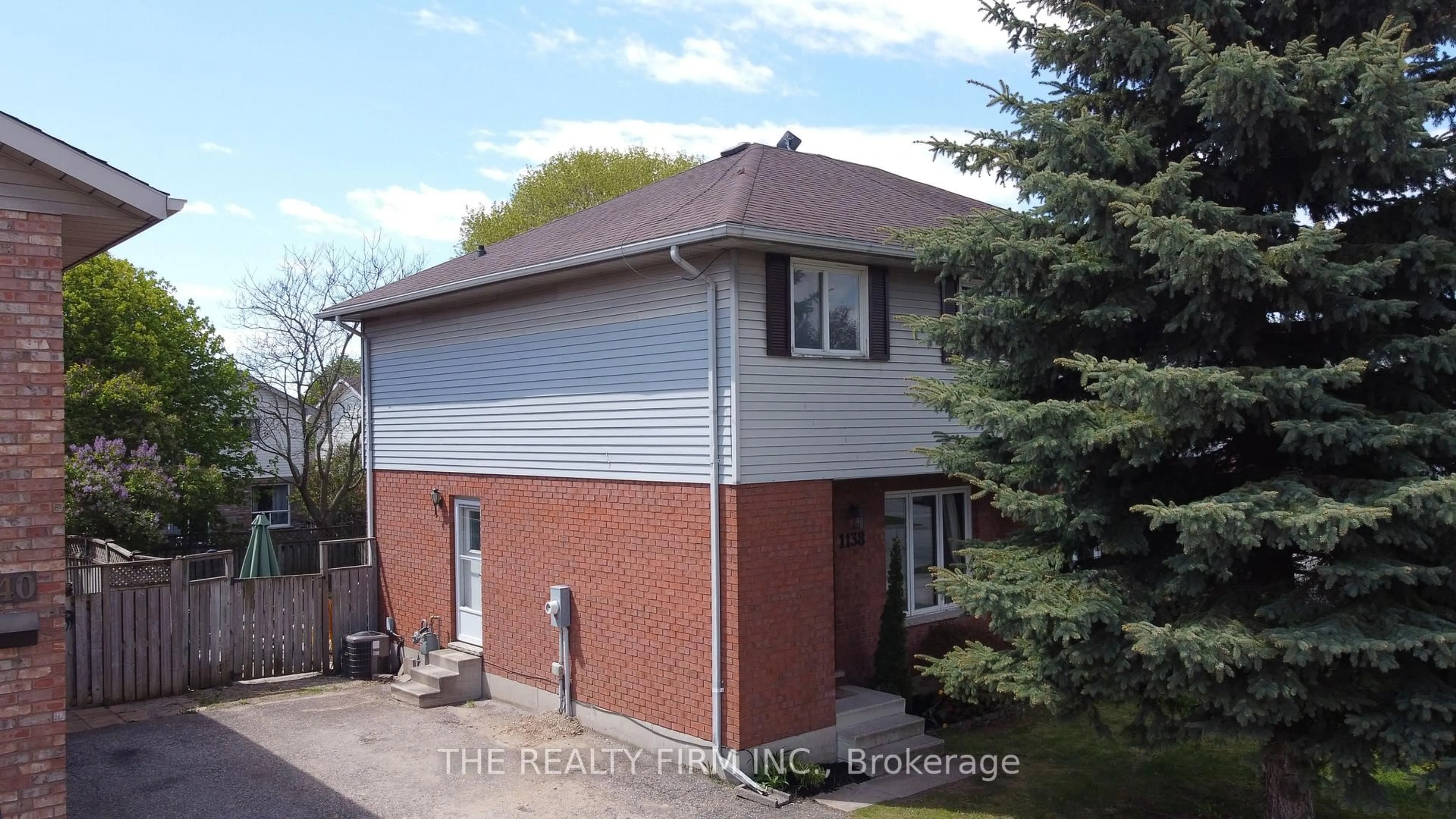 Home with brick exterior material, building for 1138 Pearson Dr, Woodstock Ontario N4S 8V2