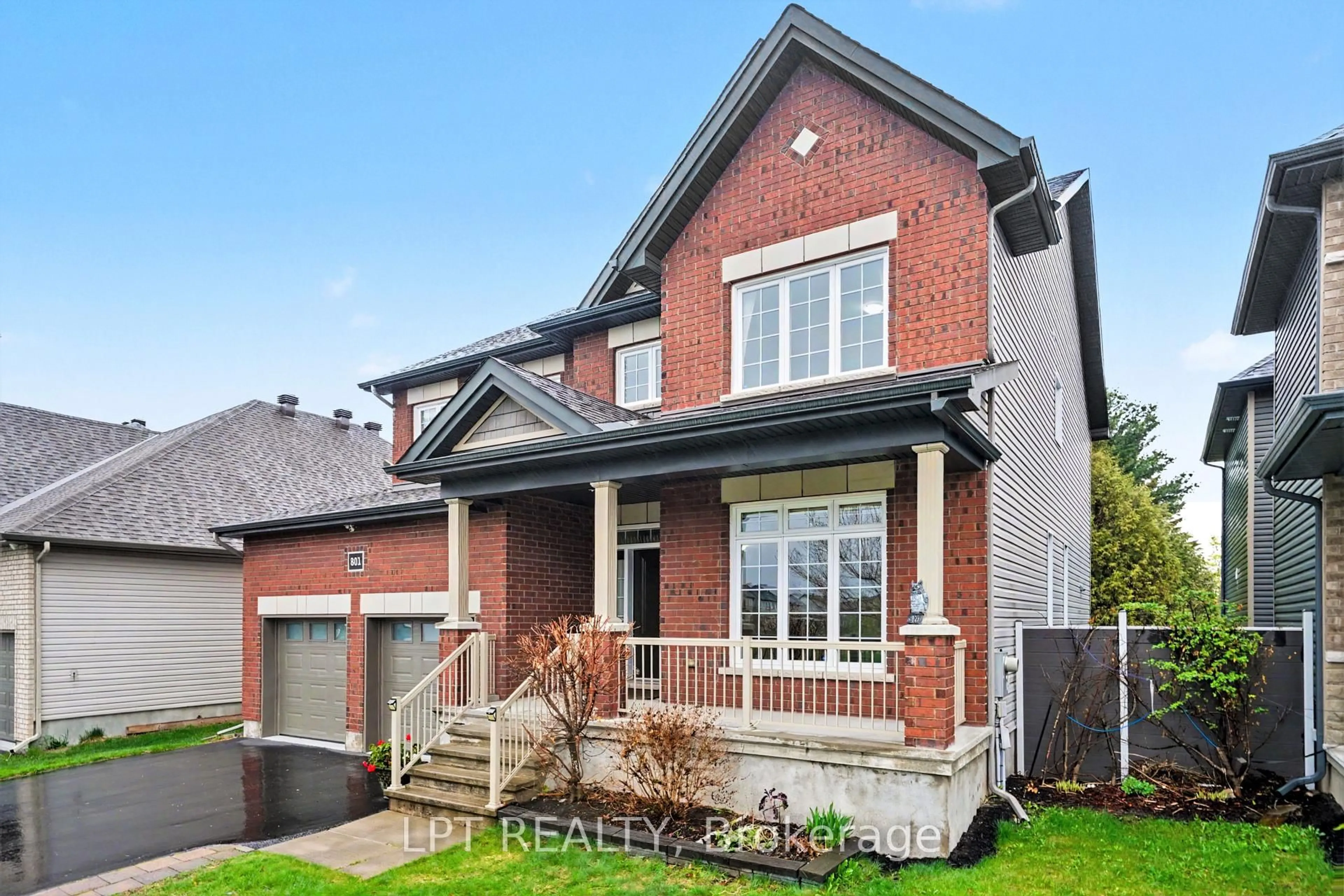 Home with brick exterior material, street for 801 Fiddlehead St, Ottawa Ontario K1T 0M1