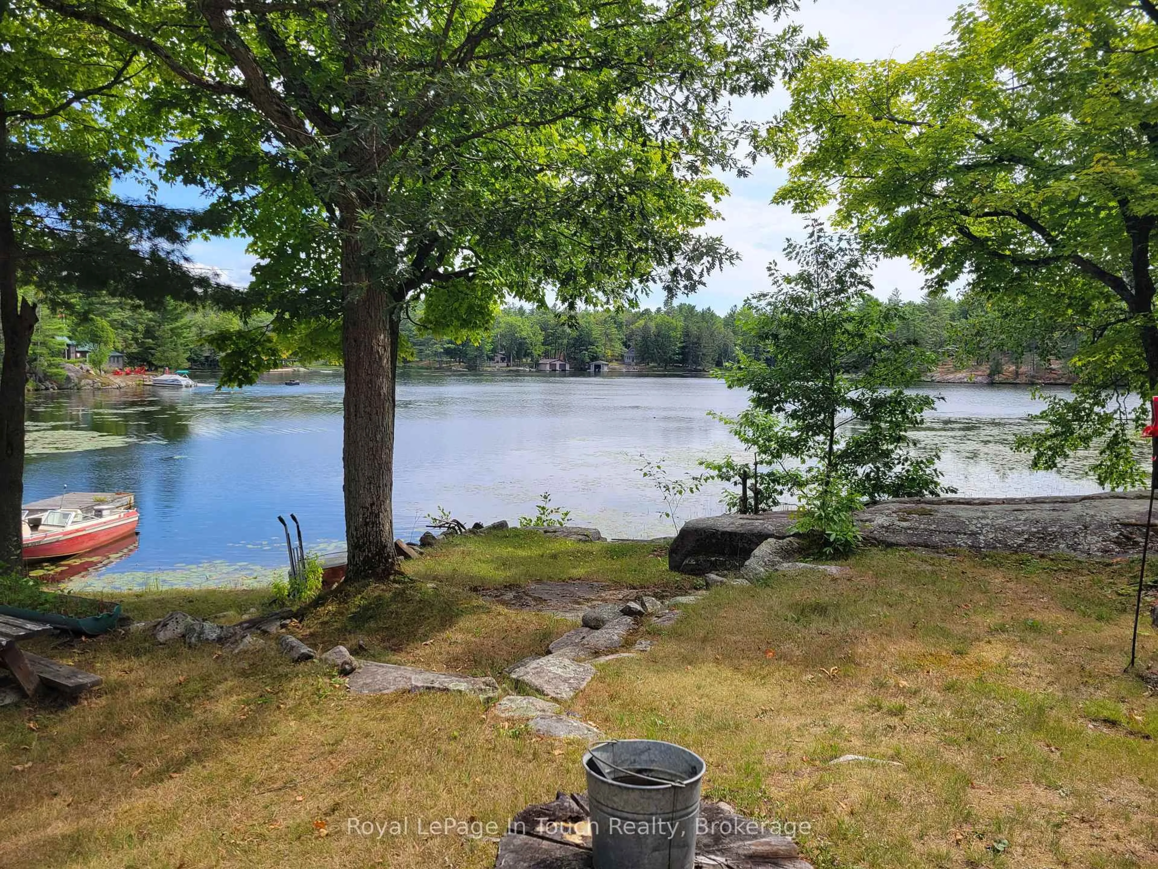 Patio, water/lake/river/ocean view for 20 SR404 Severn River, Muskoka Lakes Ontario L0K 1E0