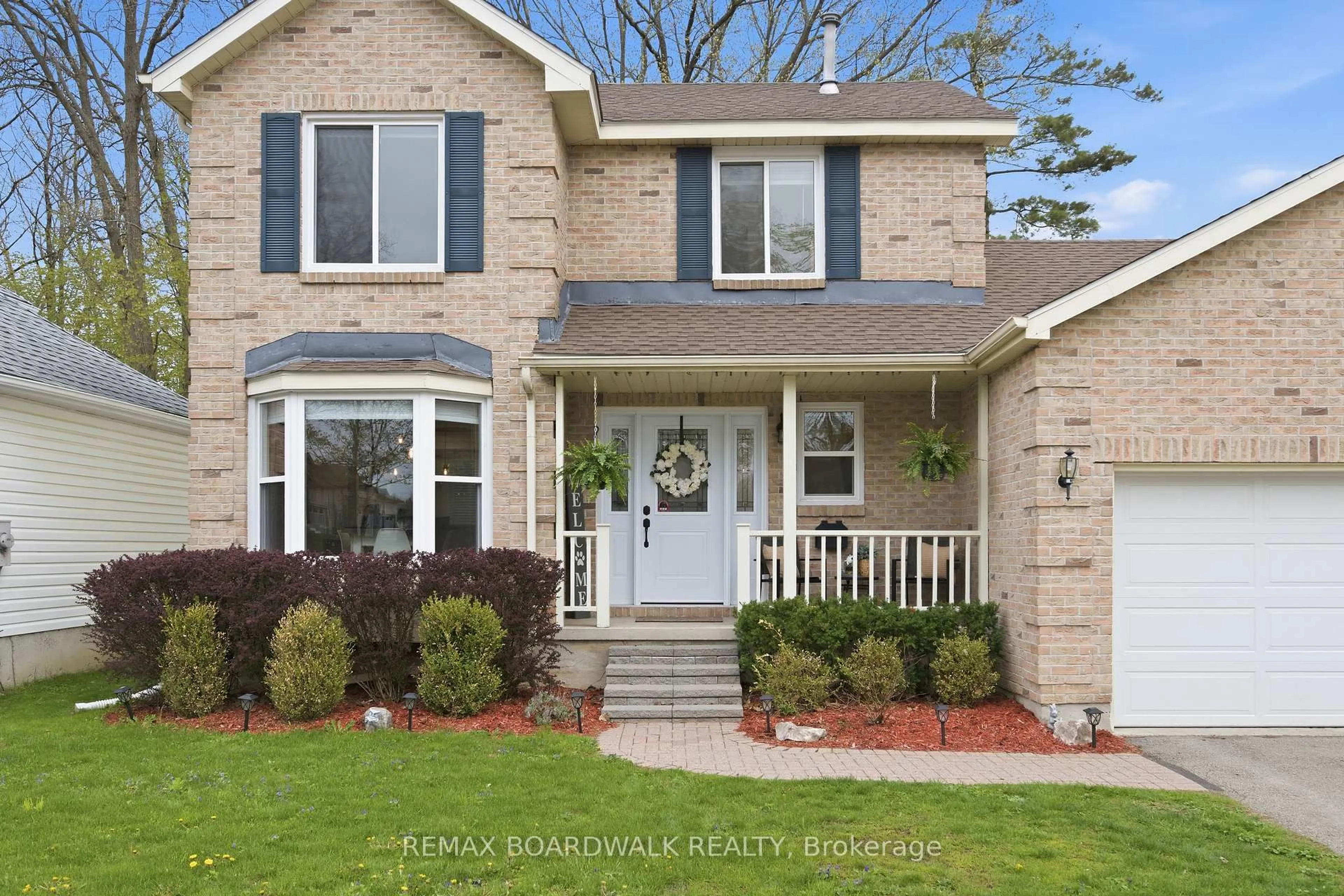 Home with brick exterior material, street for 385 Brock St, Brockville Ontario K6V 6E8