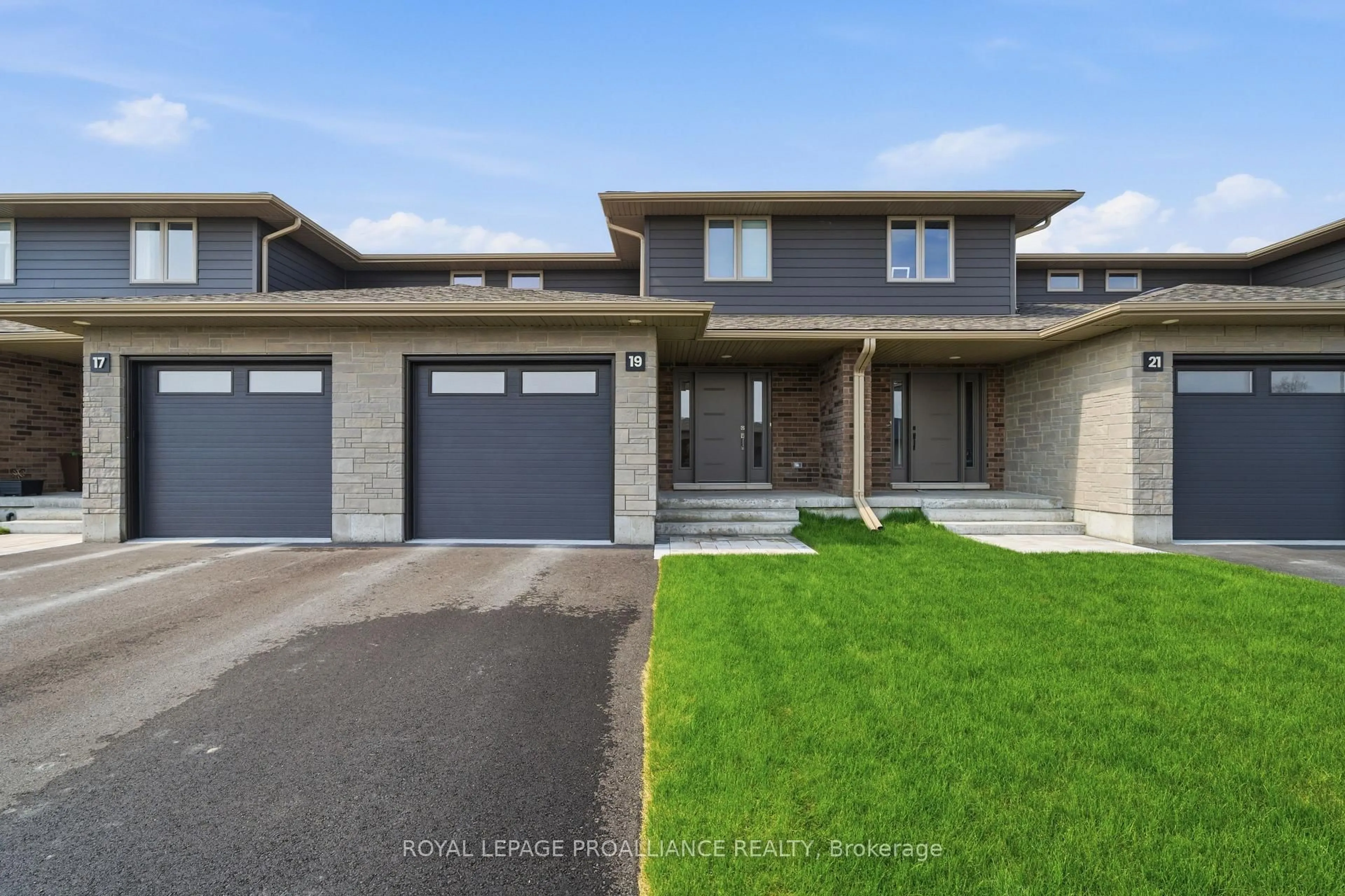 Home with brick exterior material, street for 19 Parkland Circ, Quinte West Ontario K8V 0R3