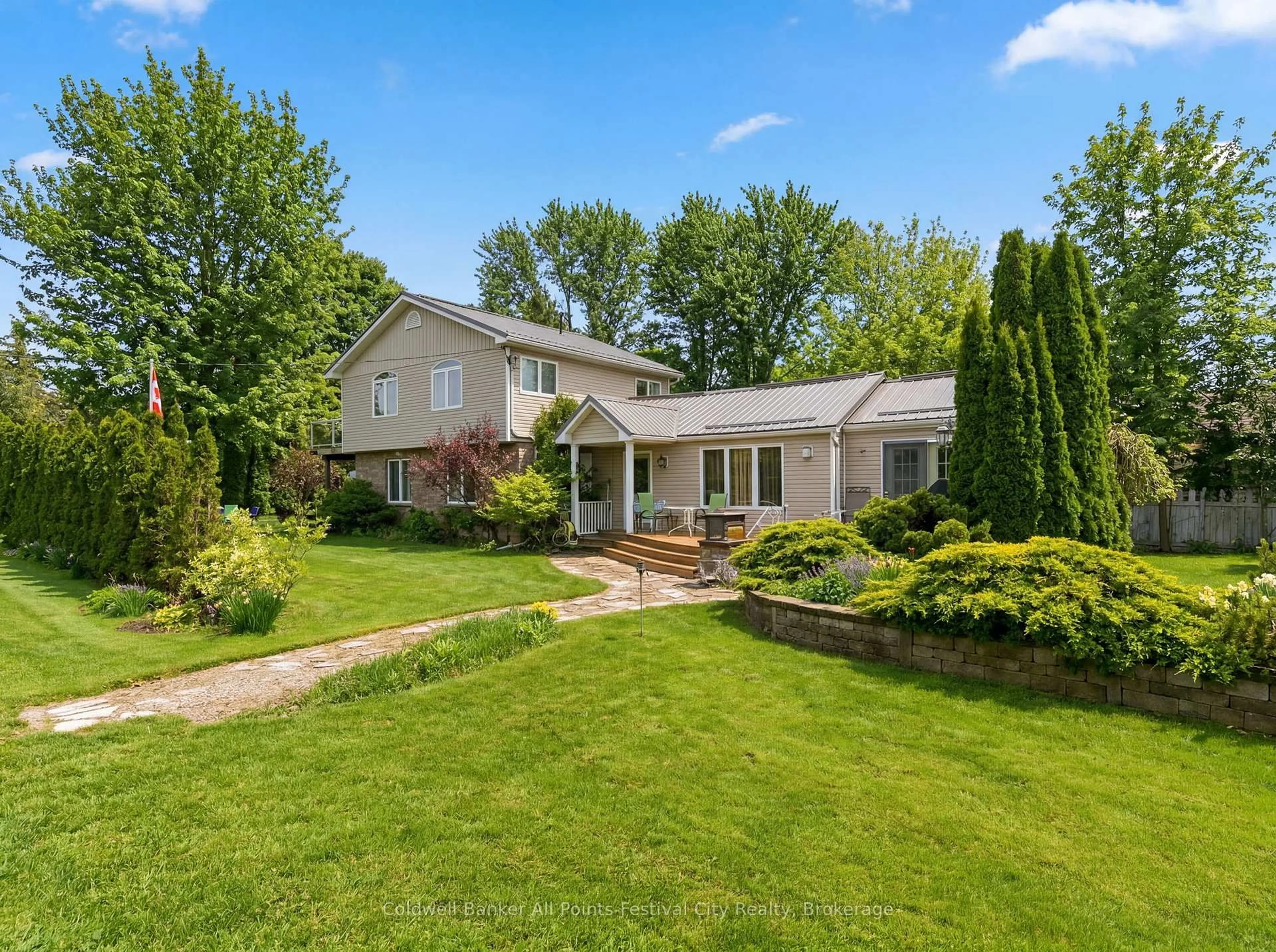 A pic from outside/outdoor area/front of a property/back of a property/a pic from drone, street for 13 Ravine Park Rd, Central Huron Ontario N7A 3X8