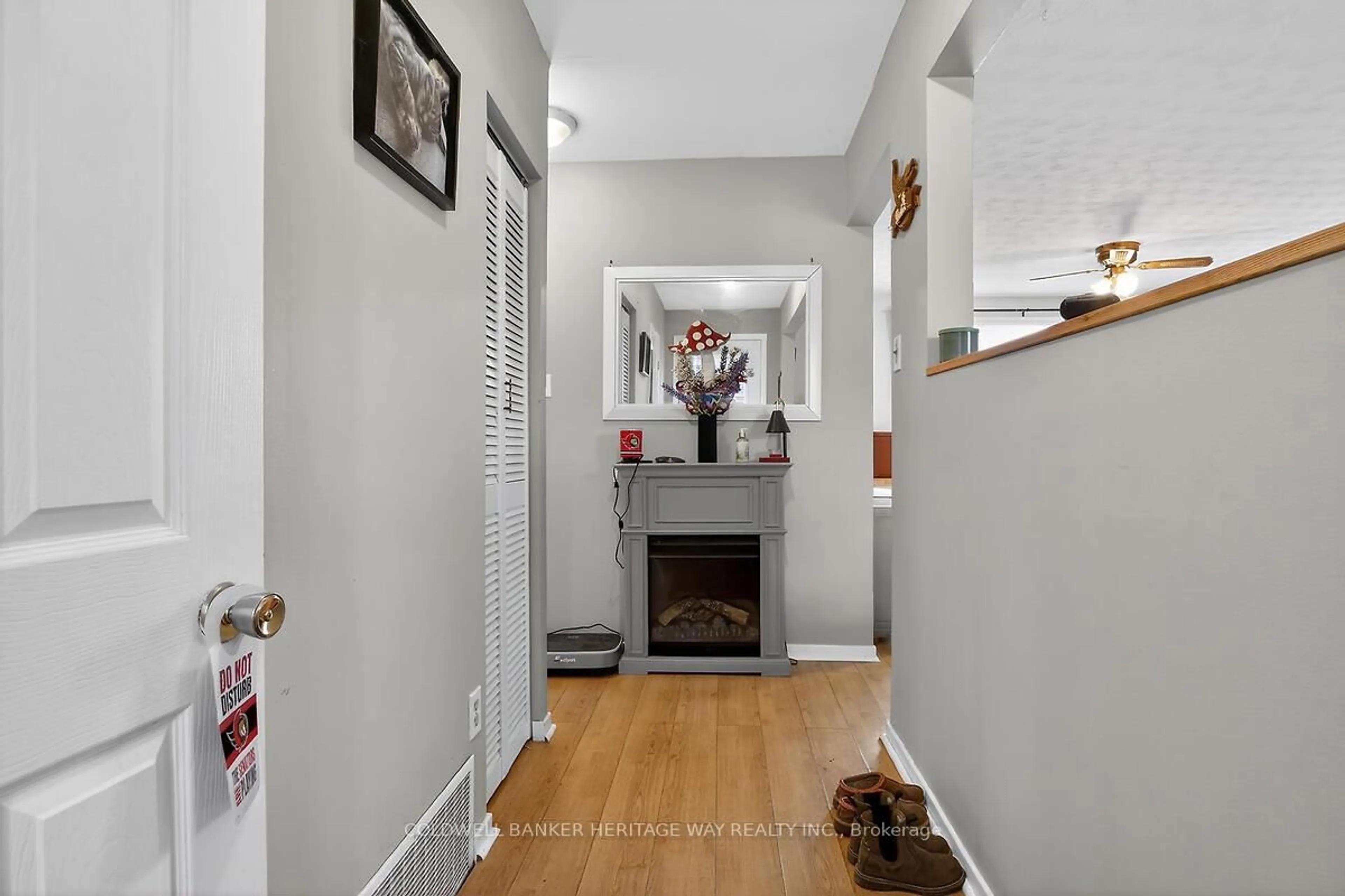 Indoor entryway for 106 Munro Lane, Carleton Place Ontario K7C 3P2