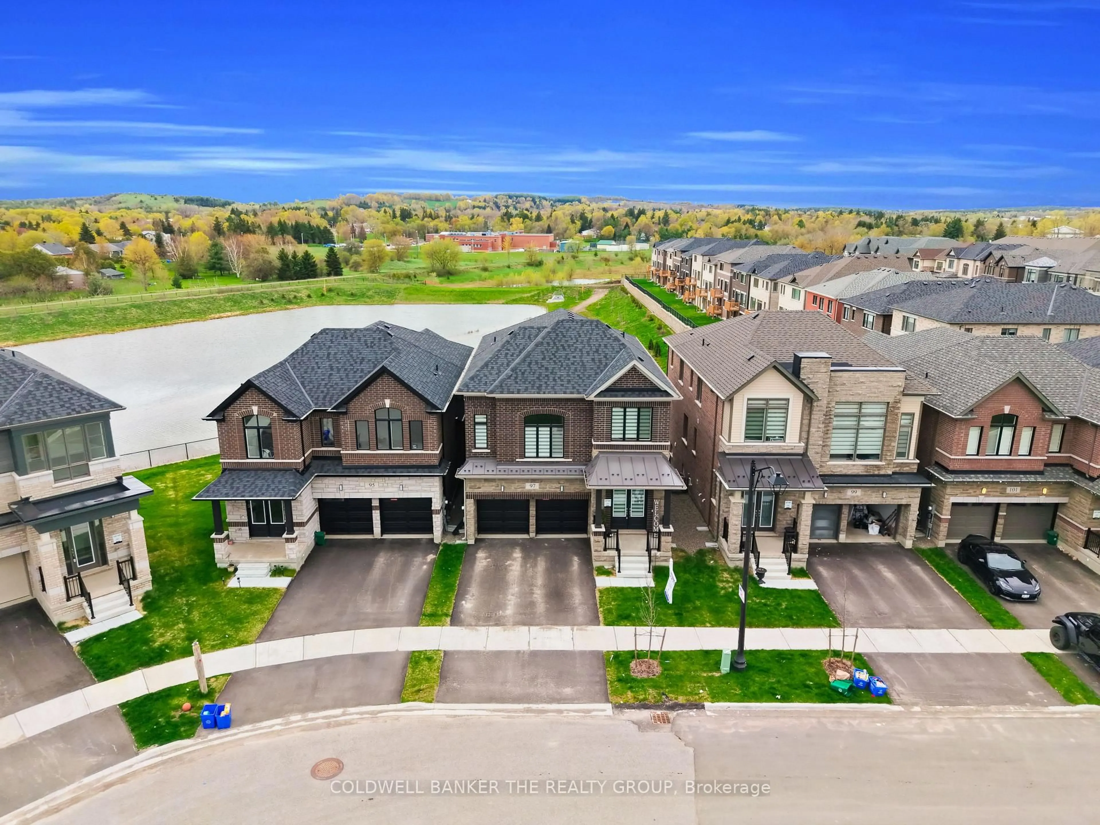 A pic from outside/outdoor area/front of a property/back of a property/a pic from drone, unknown for 97 Gibson Dr, Erin Ontario N0B 1T0