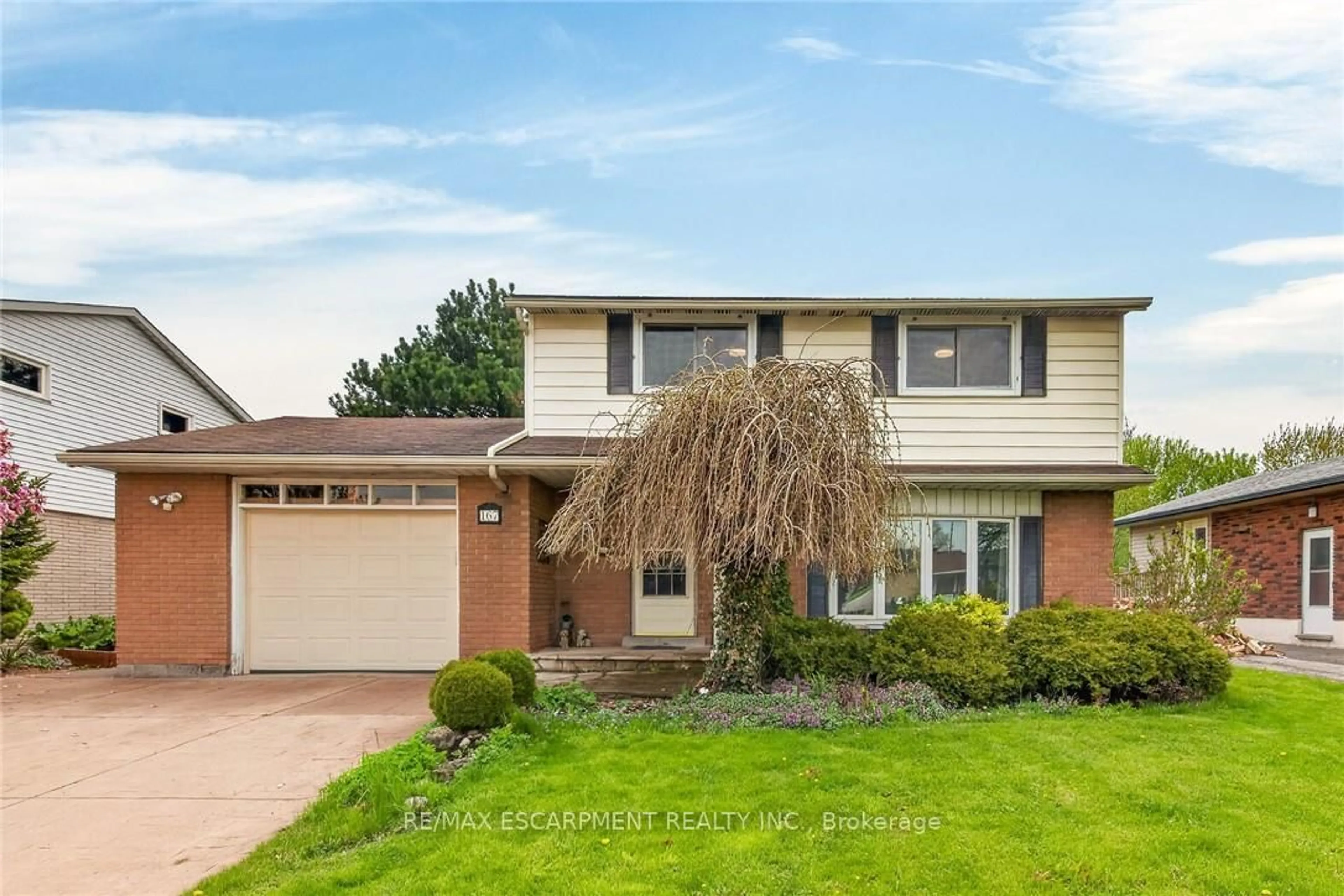 Home with brick exterior material, street for 167 Darlington Dr, Hamilton Ontario L9C 2M4
